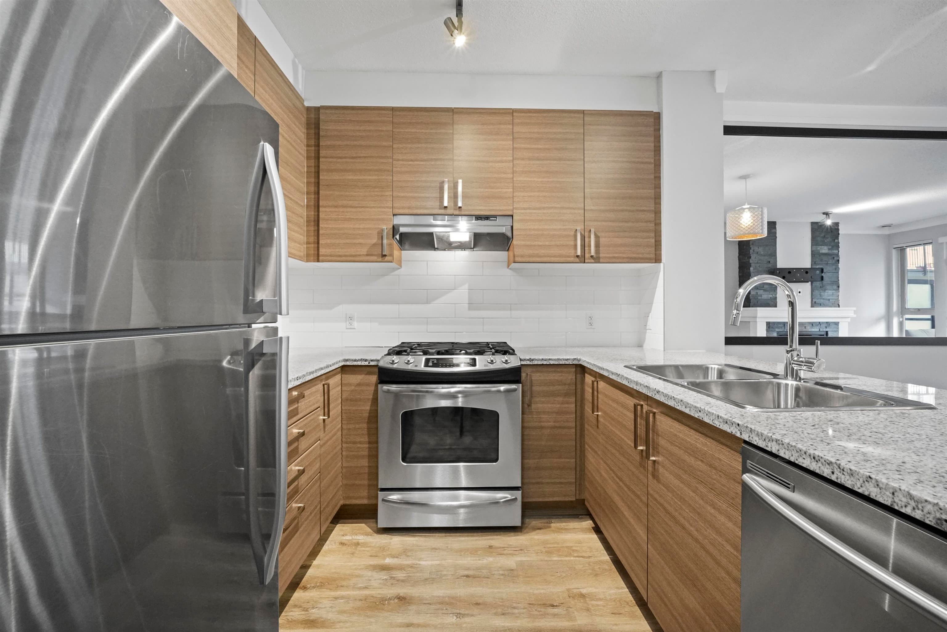 202 - 1150 Kensal Place, Coquitlam, V3B 0H4 — photo 4
