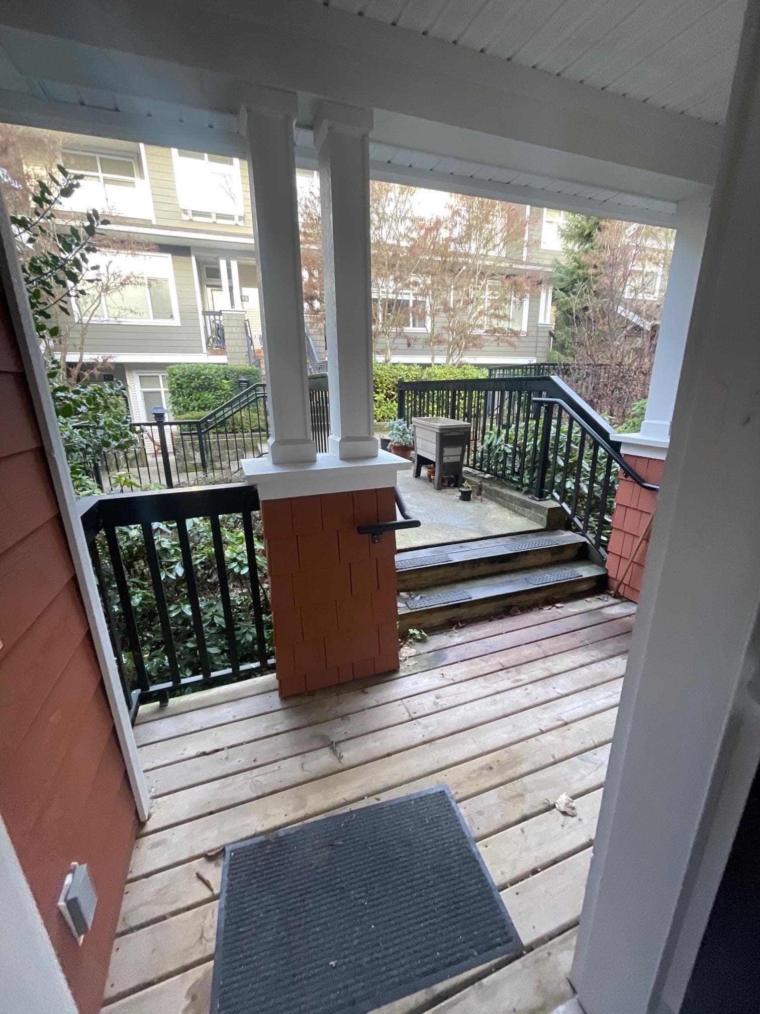 58 - 6878 Southpoint Drive, Burnaby, V3N 5E4 — photo 3