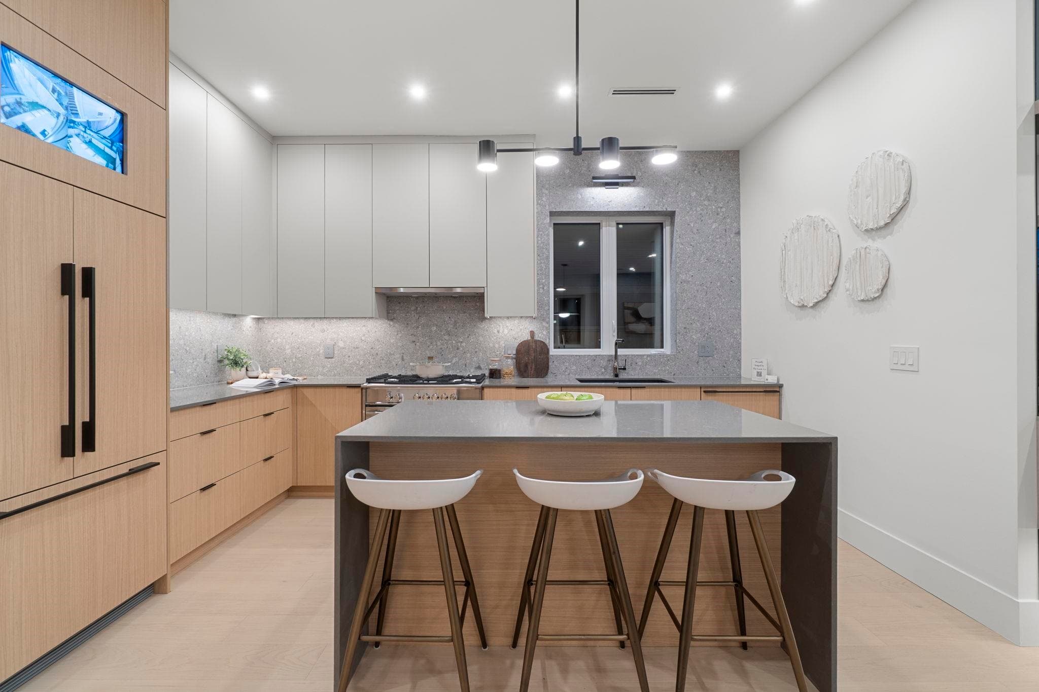 1 - 1945 E 13th Avenue, Vancouver, V5N 2C3 — photo 5