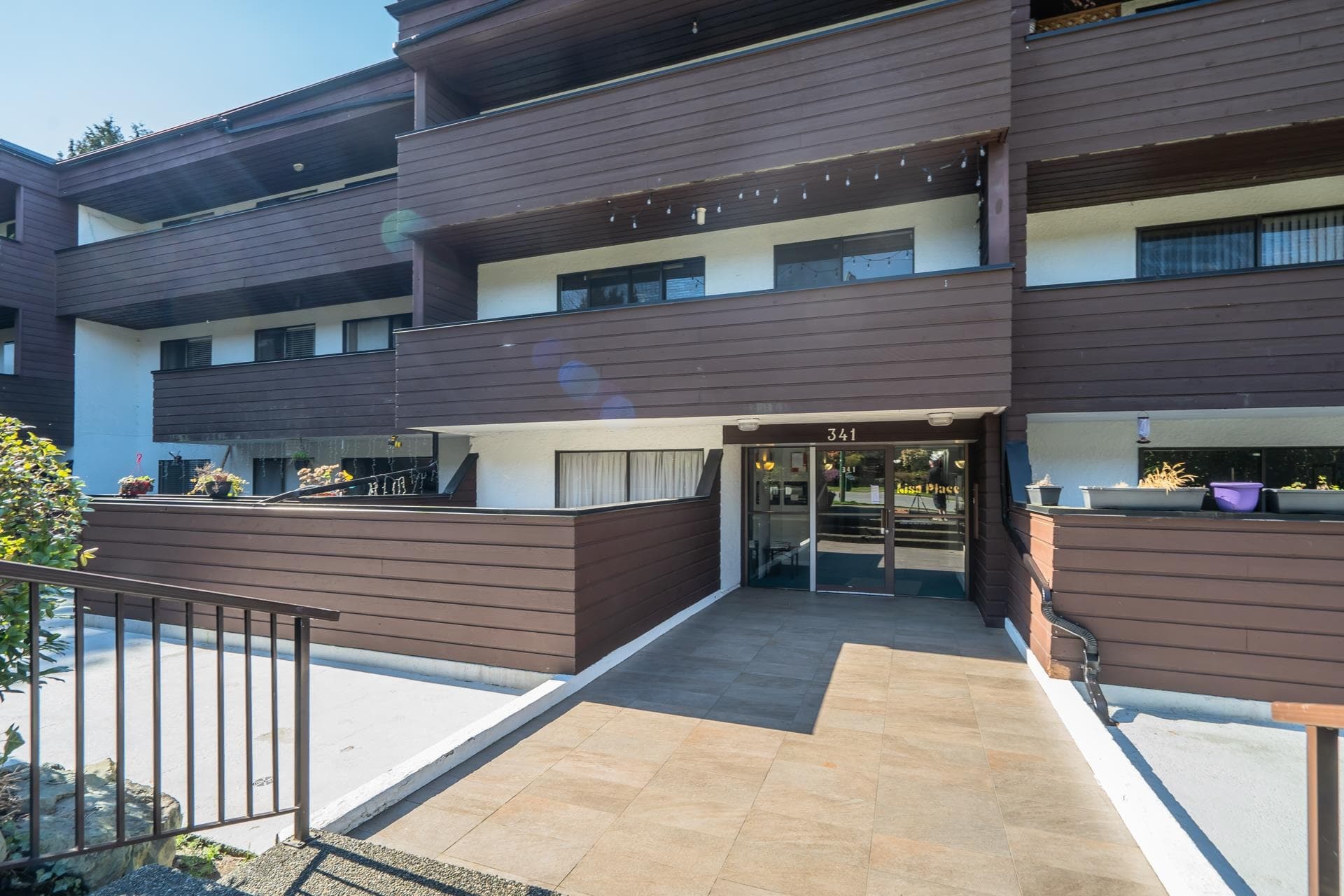 101 - 341 W 3rd Street, North Vancouver, V7M 1G3 — photo 2