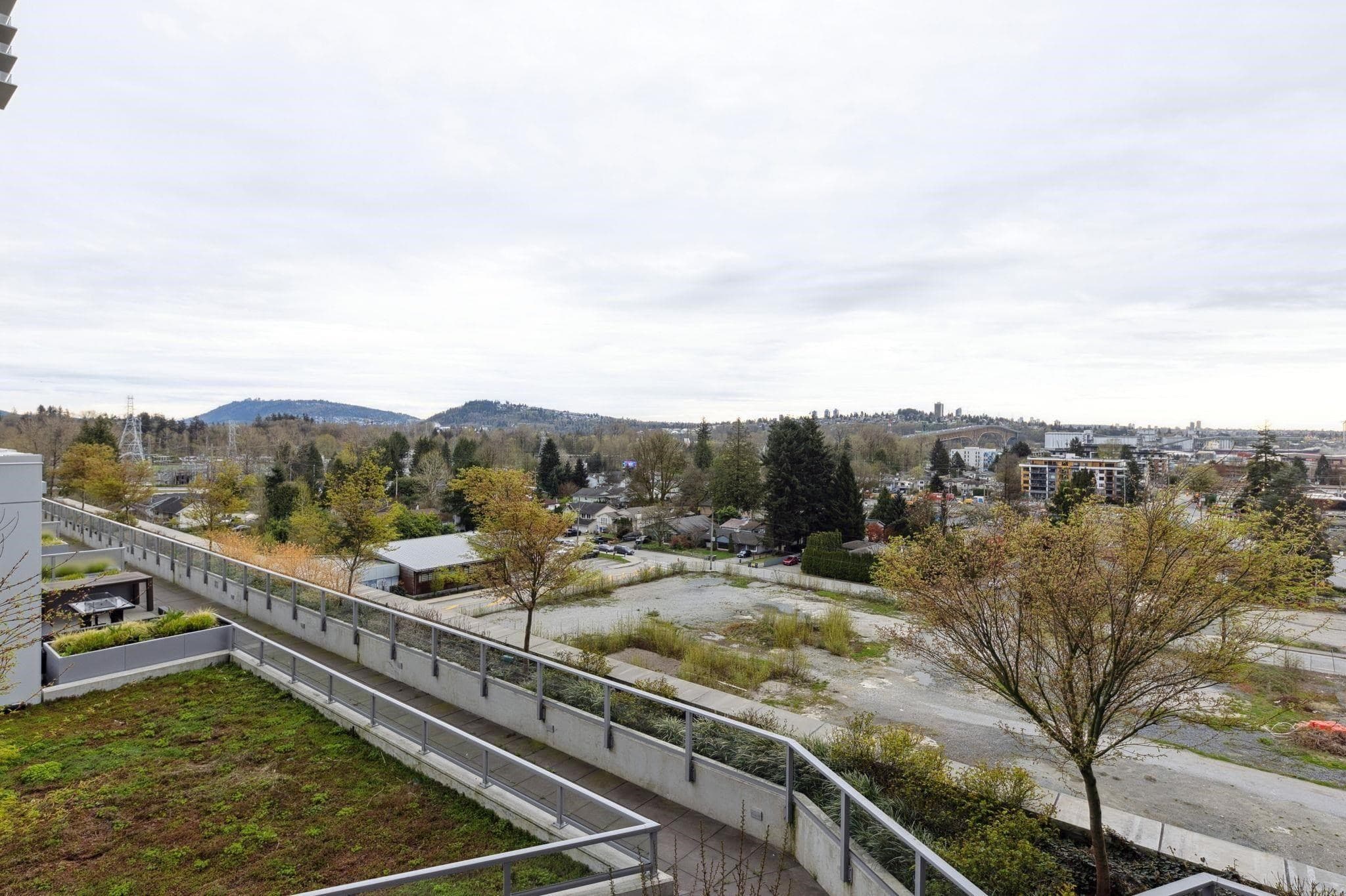 1005 - 1500 Fern Street, North Vancouver, V7J 0E6 — photo 5