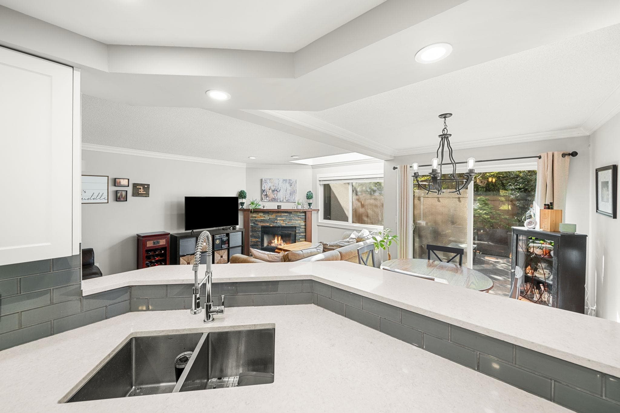 1 - 12438 Brunswick Place, Richmond, V7E 6K6 — photo 4