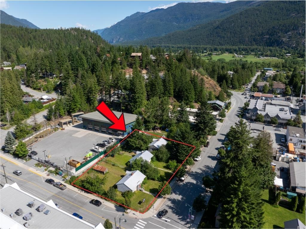 7421 Prospect Street, Pemberton, V0N 2L0 — photo 2