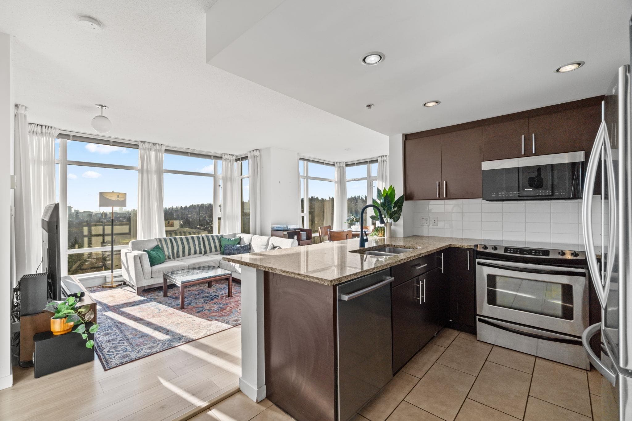 1601 - 575 Delestre Avenue, Coquitlam, V3K 0A6 — photo 2