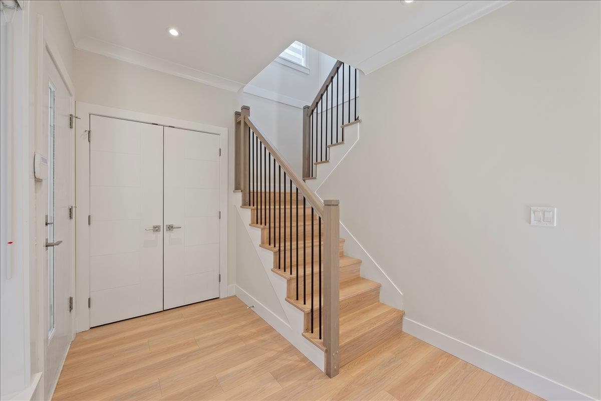 4852 Slocan Street, Vancouver, V5R 2A3 — photo 5