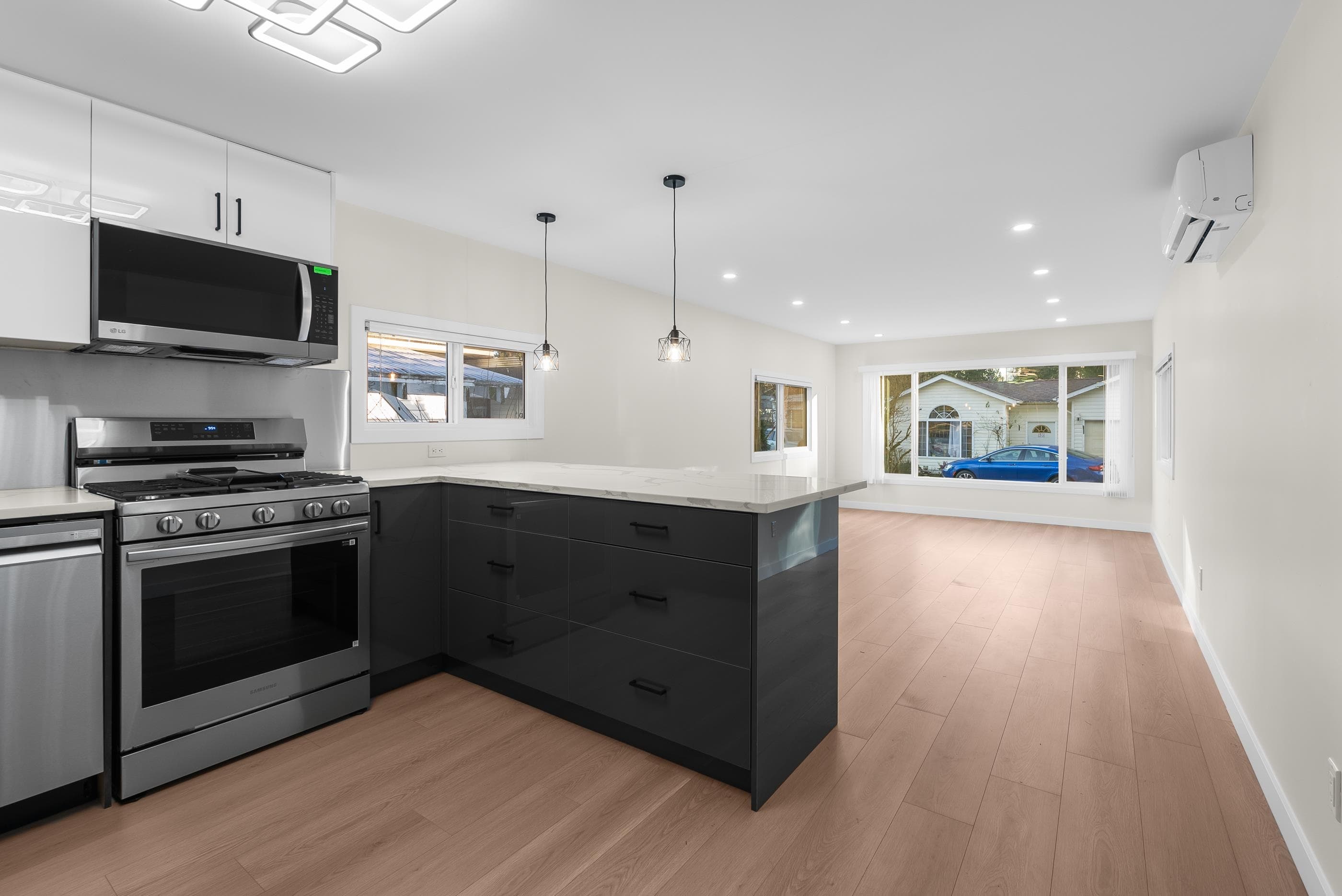 37 - 9080 198 Street, Langley, V1M 3A8 — photo 1
