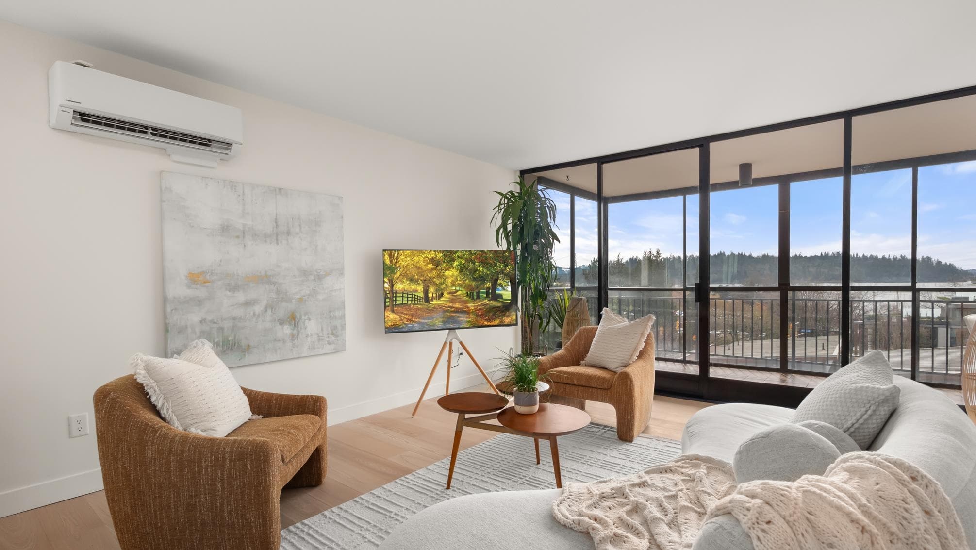401 - 475 13th Street, West Vancouver, V7T 2N7 — photo 1