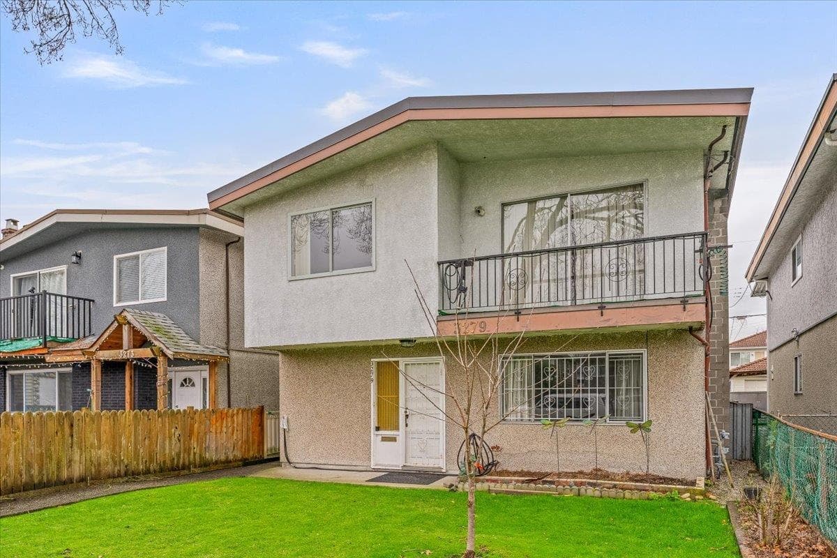 3279 Parker Street, Vancouver, V5K 2V7 — photo 1