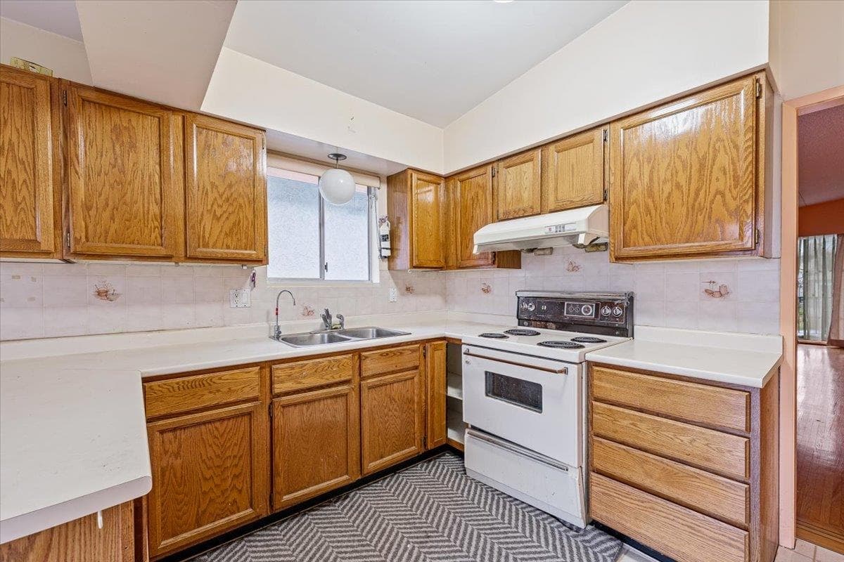 3279 Parker Street, Vancouver, V5K 2V7 — photo 5