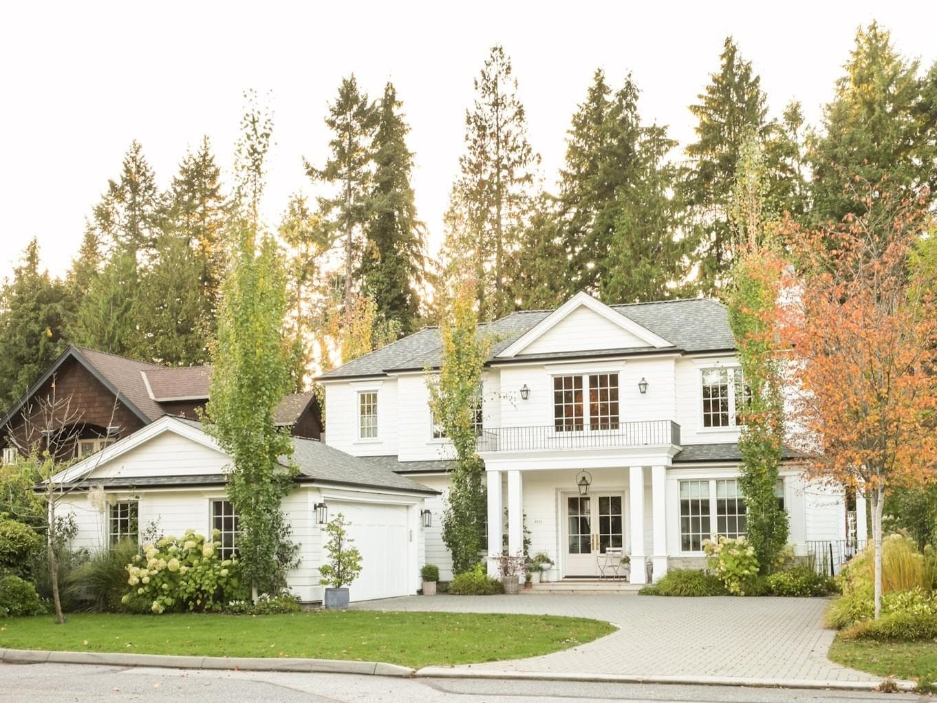 4065 Lions Avenue, North Vancouver, V7R 3S2 — photo 1