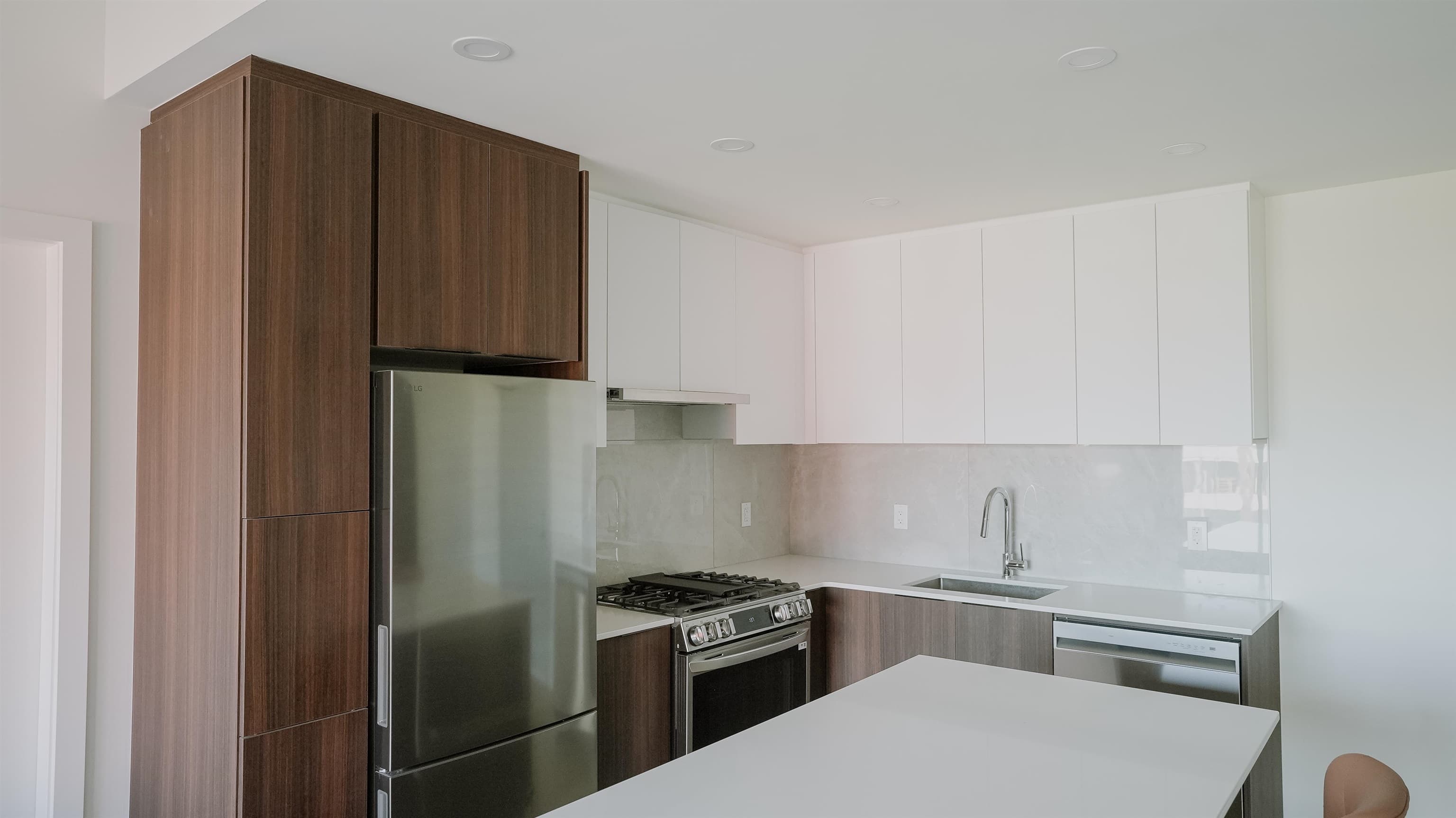 A615 - 7980 206a Street, Langley, V2Y 3Z8 — photo 4