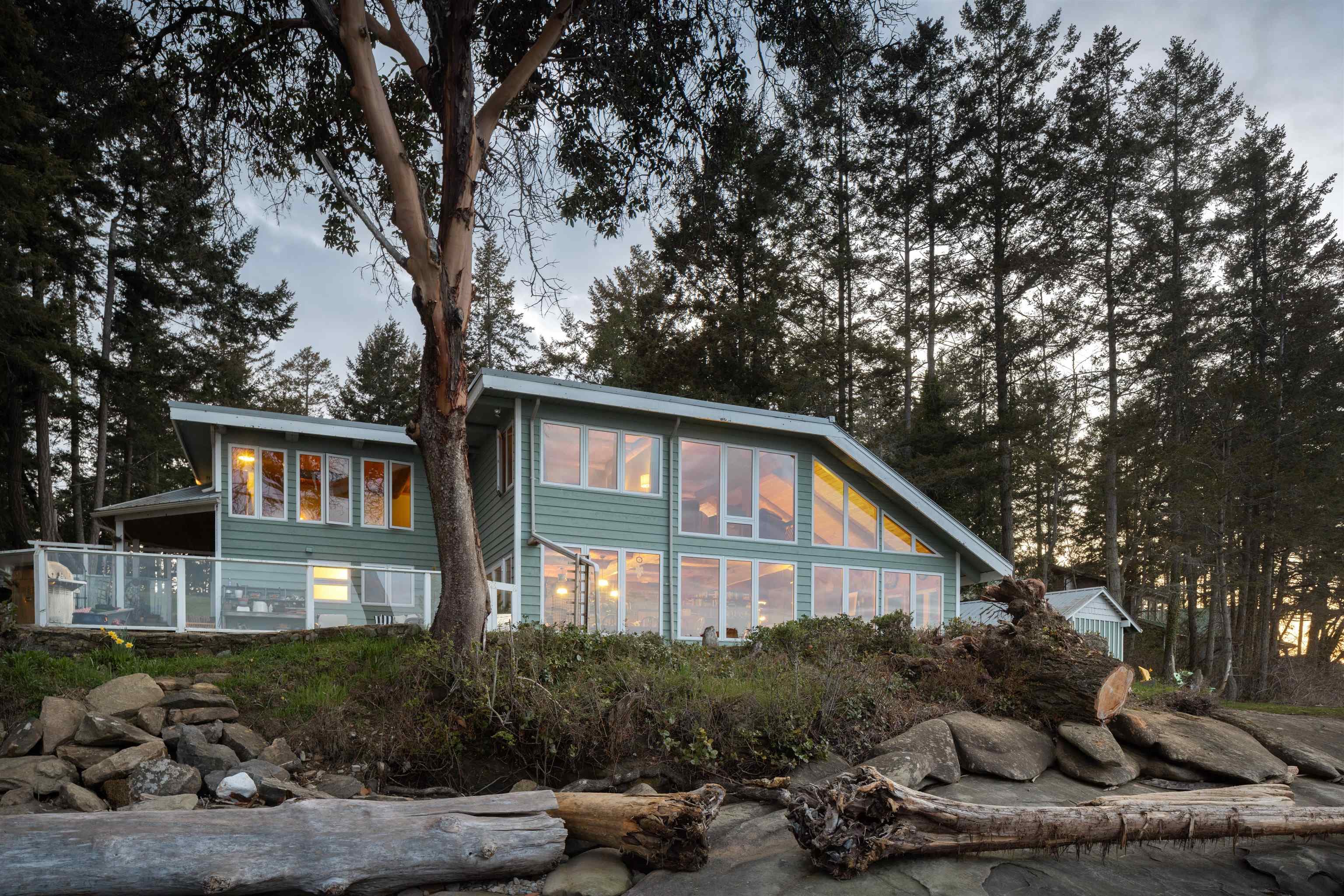 281 Bellhouse Road, Galiano Island, V0N 1P0 — photo 3