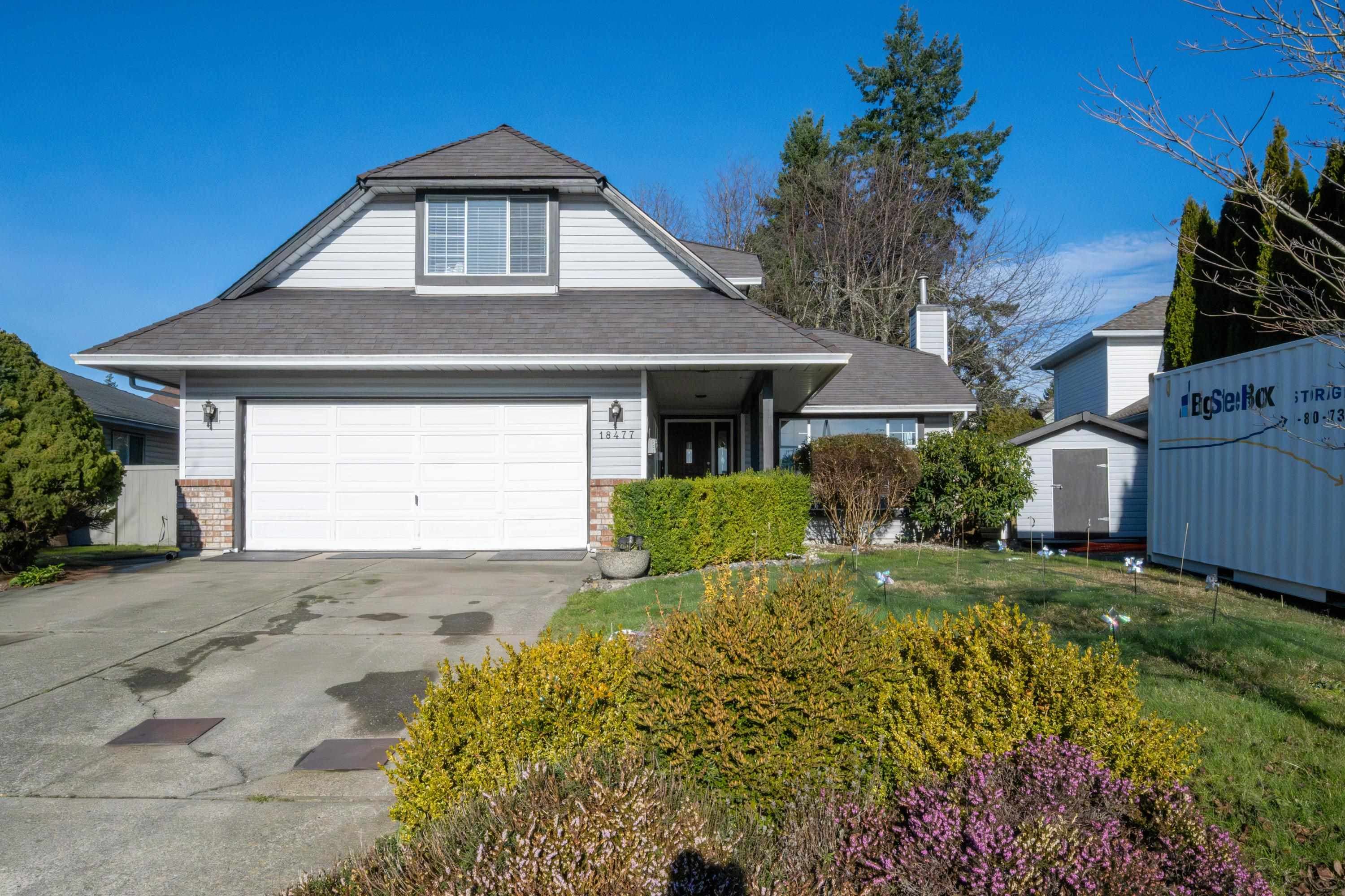 18477 57a Avenue, Surrey, V3S 7E4 — photo 1