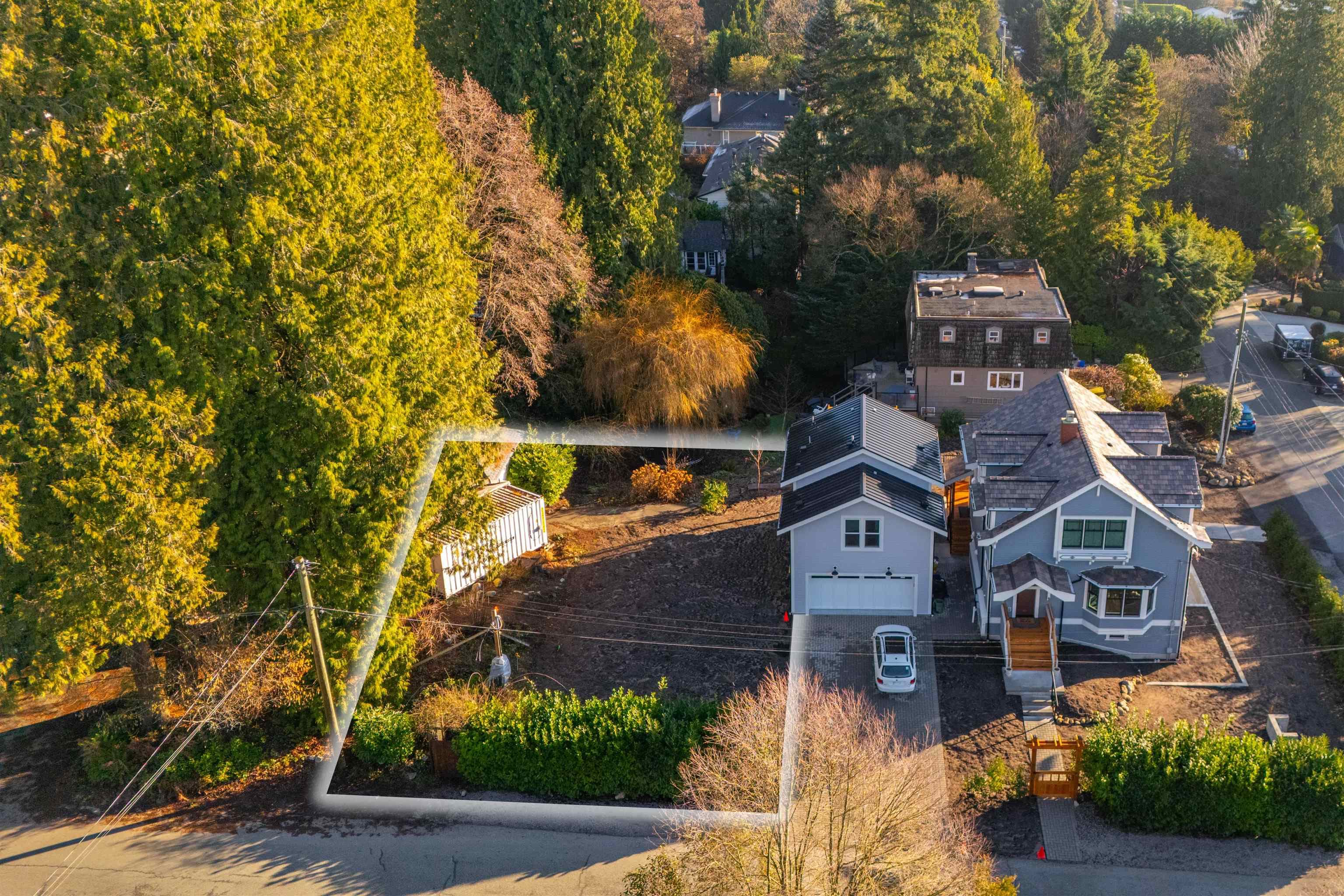 1591 Haywood Avenue, West Vancouver, V7V 1W4 — photo 1
