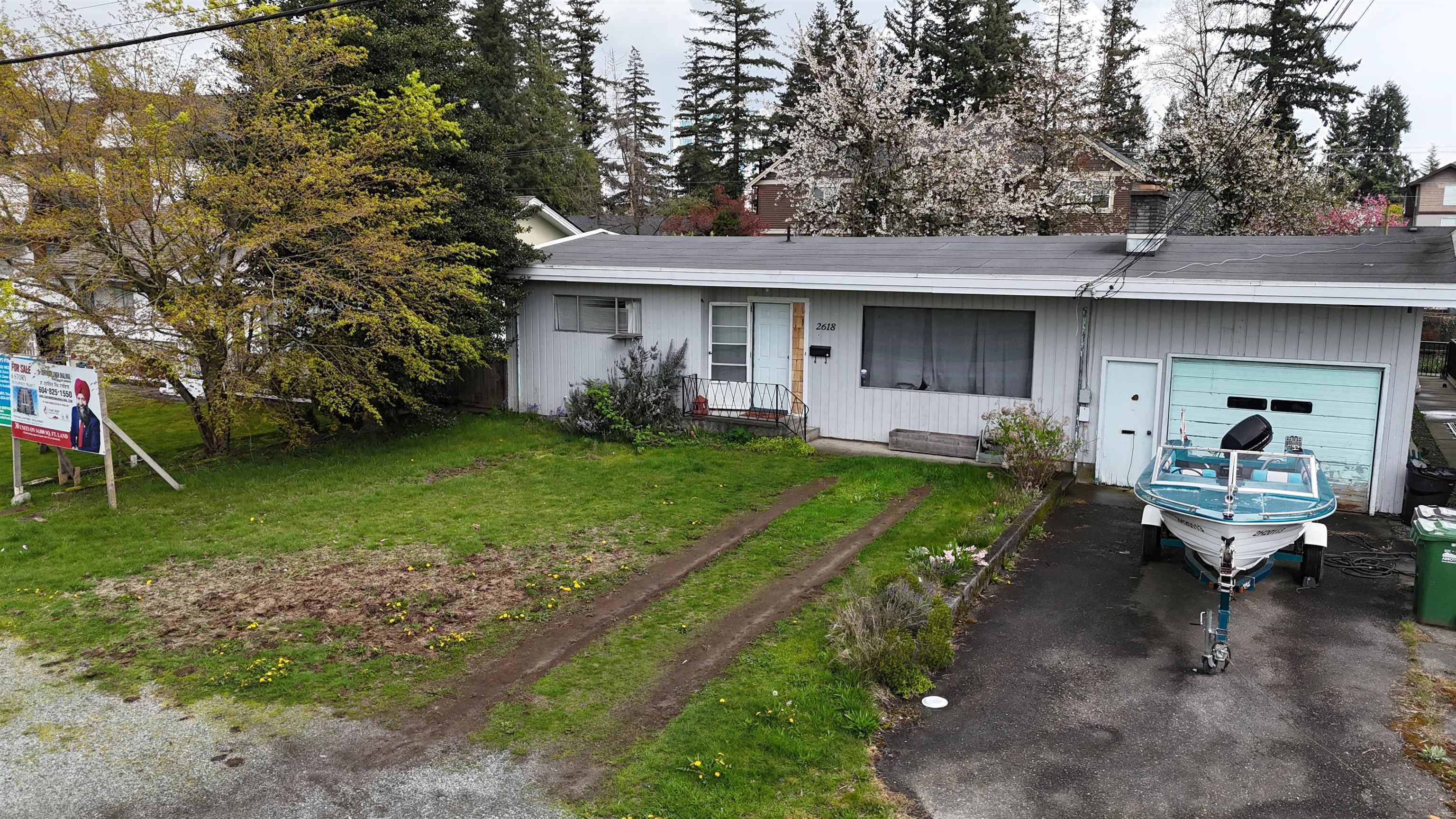2618 Minter Street, Abbotsford, V2T 3K2 — photo 1