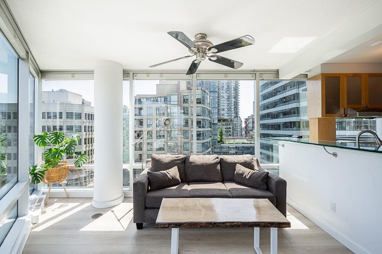 1202 - 1003 Burnaby Street, Vancouver, V6E 4R7 — photo 4