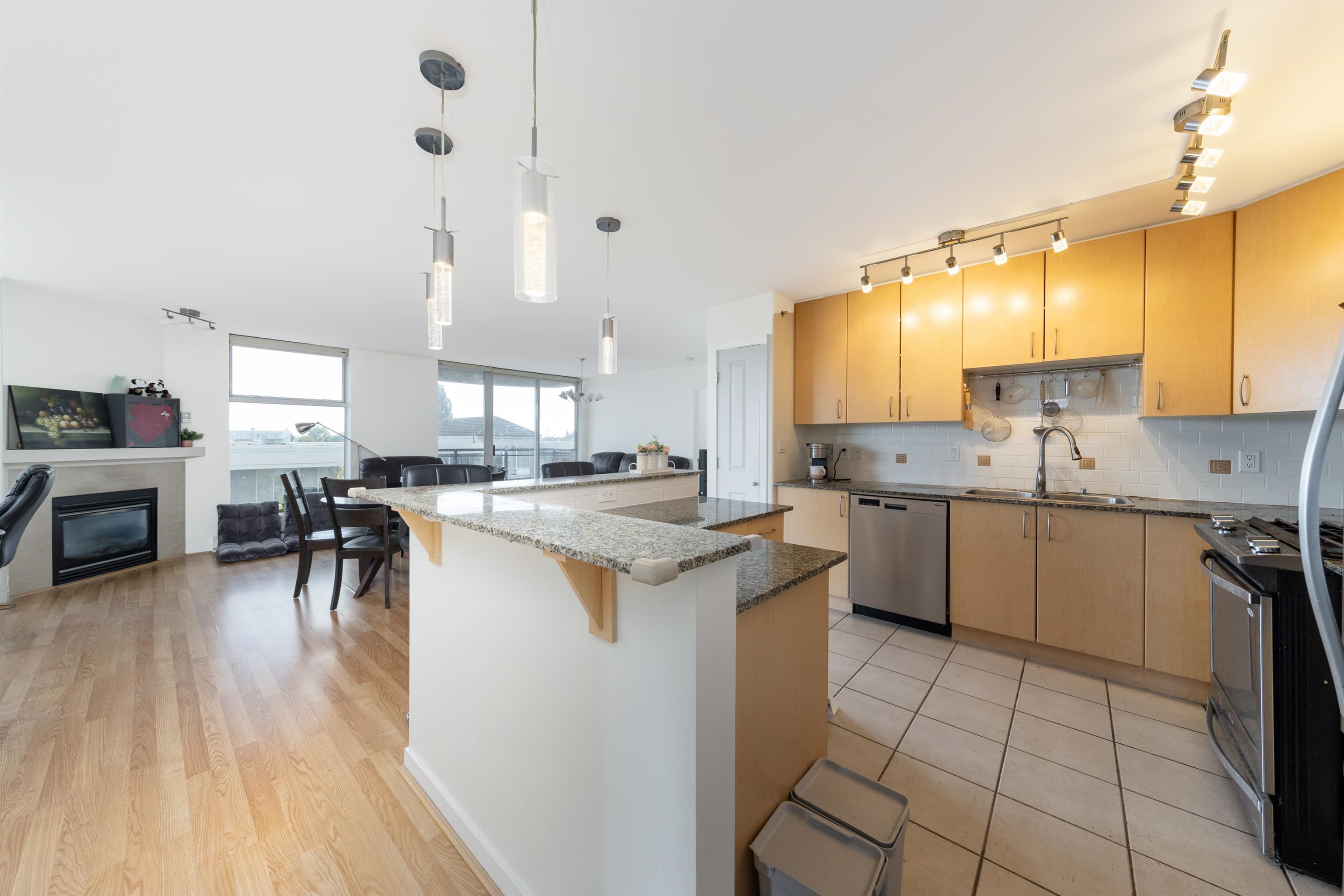 702 - 8460 Granville Avenue, Richmond, V6Y 4E7 — photo 4