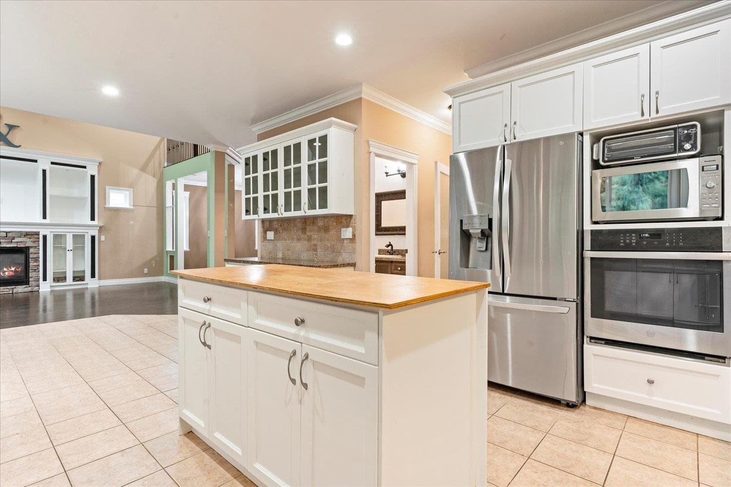 46254 Kermode Crescent, Chilliwack, V2R 0C7 — photo 3