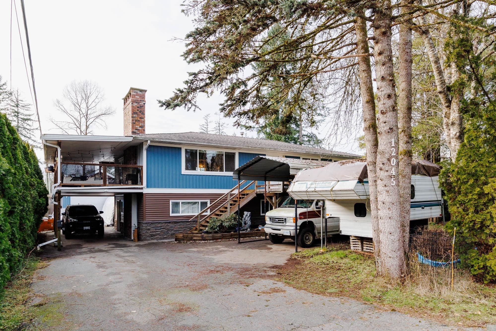 12045 261 Street, Maple Ridge, V2W 2A5 — photo 1