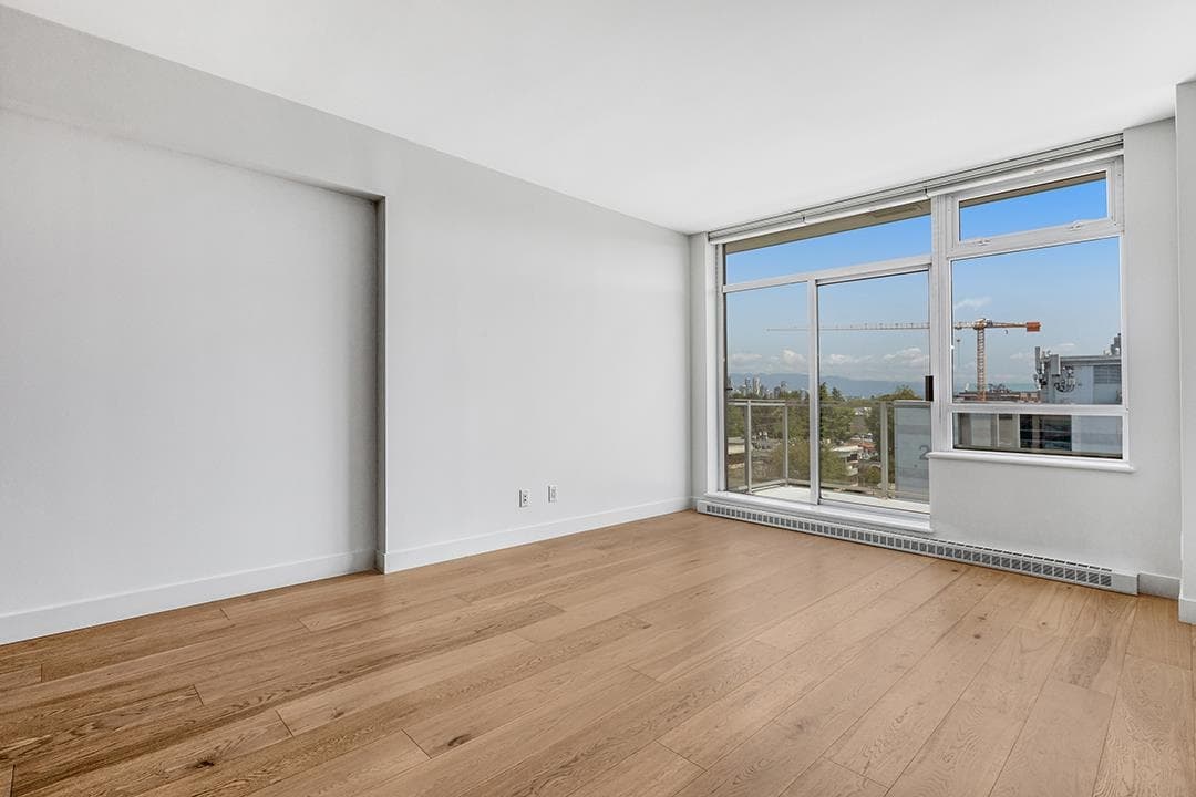 PH802 - 2228 W Broadway, Vancouver, V6K 0B1 — photo 3