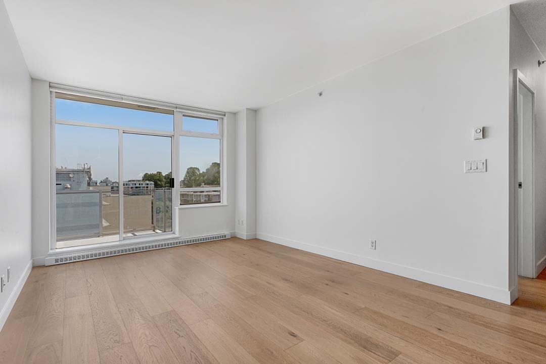 PH802 - 2228 W Broadway, Vancouver, V6K 0B1 — photo 5