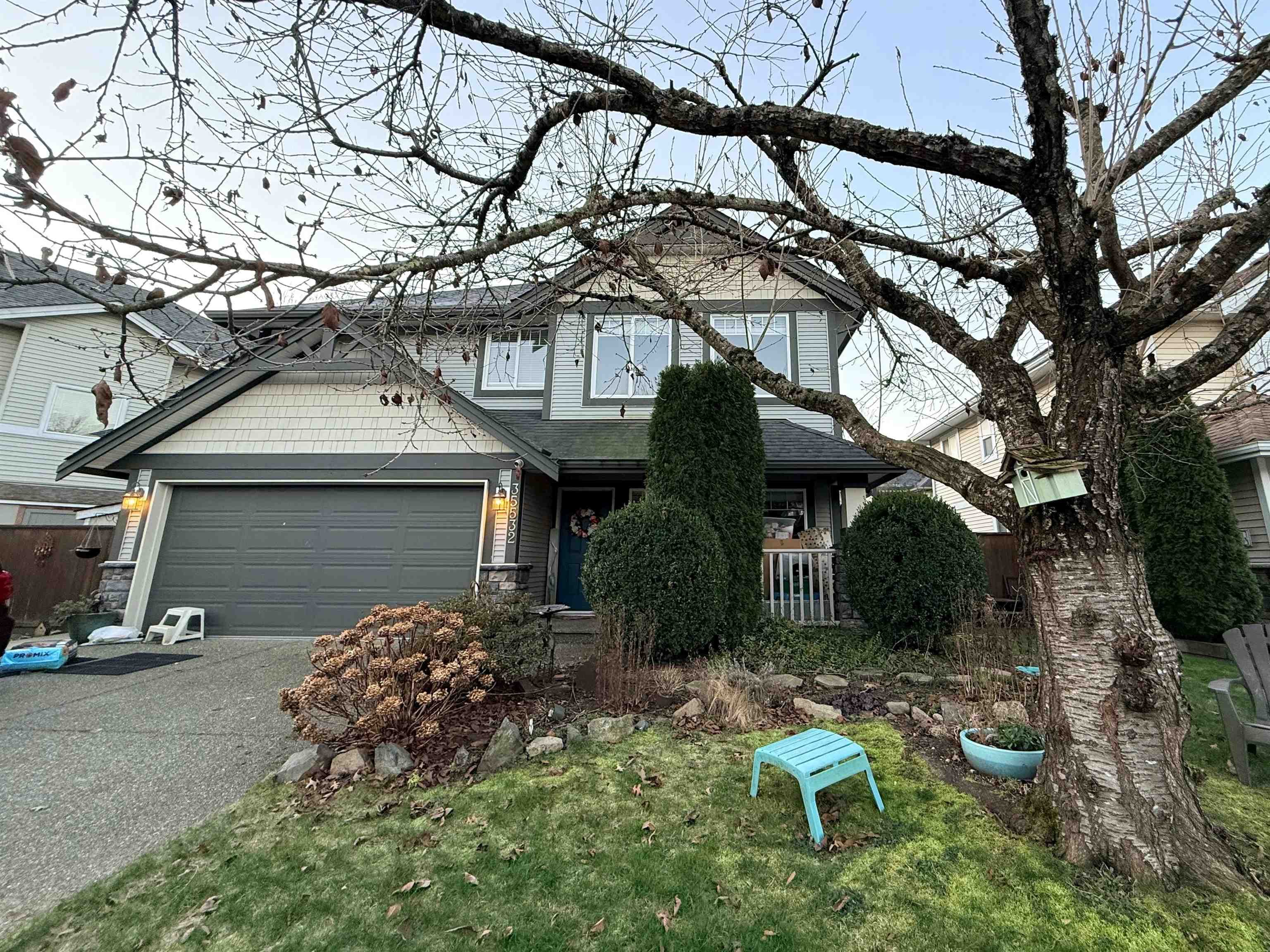 35532 Angus Crescent, Abbotsford, V3G 0A2 — photo 1