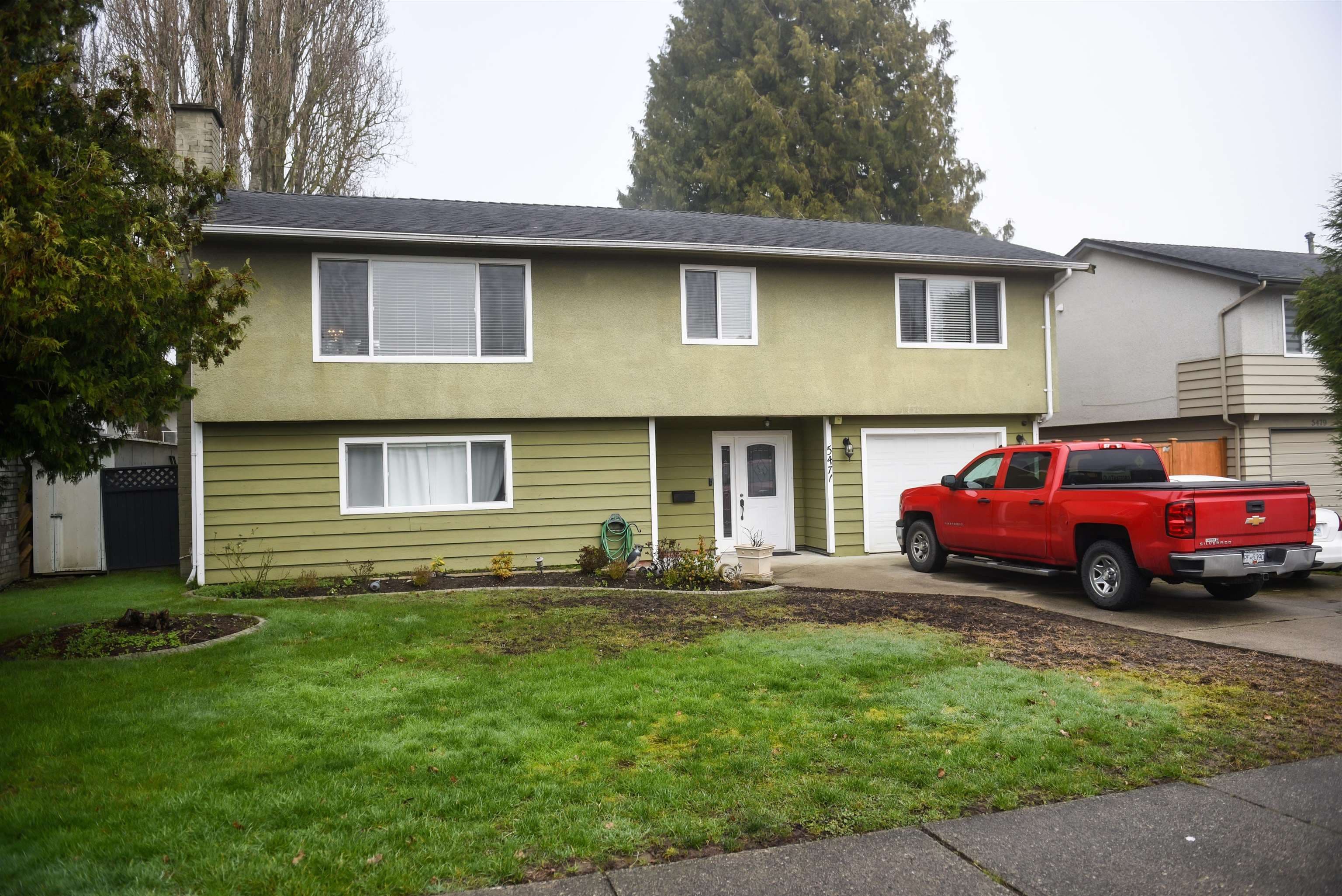 5471 44 Avenue, Ladner, V4K 1C8 — photo 1