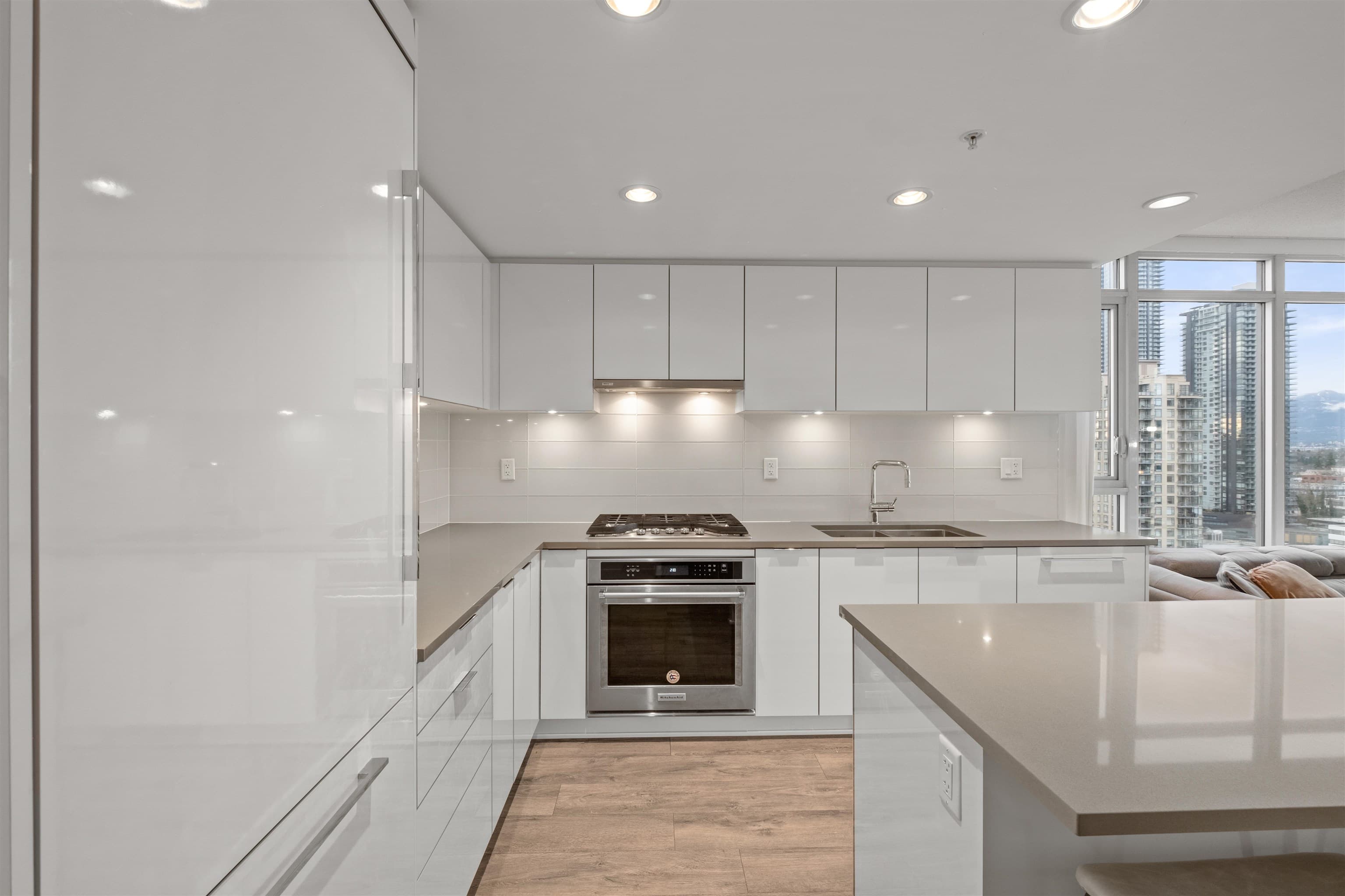 2206 - 2388 Madison Avenue, Burnaby, V5C 0K8 — photo 5