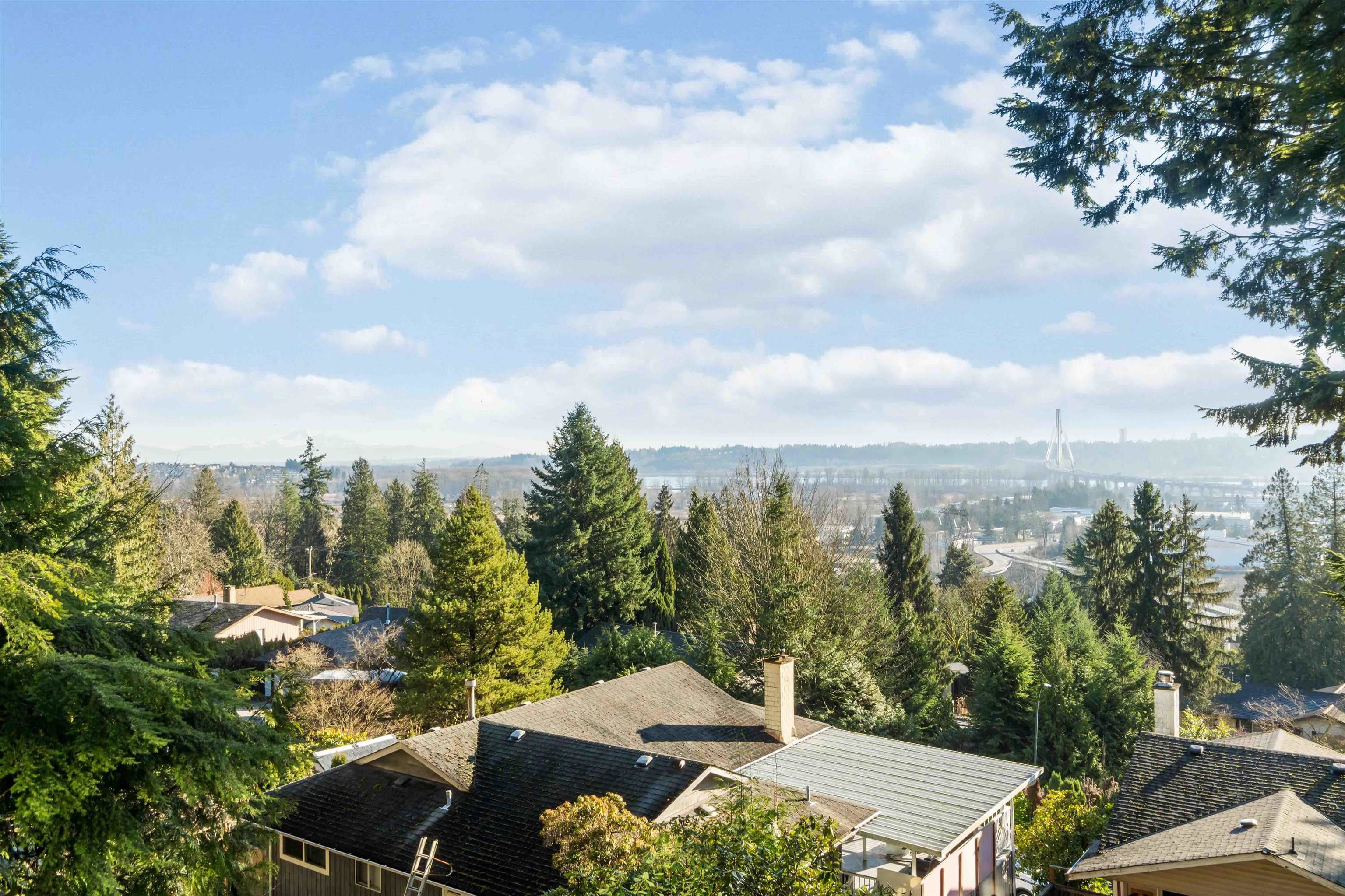 351 Dartmoor Drive, Coquitlam, V3K 5R6 — photo 2