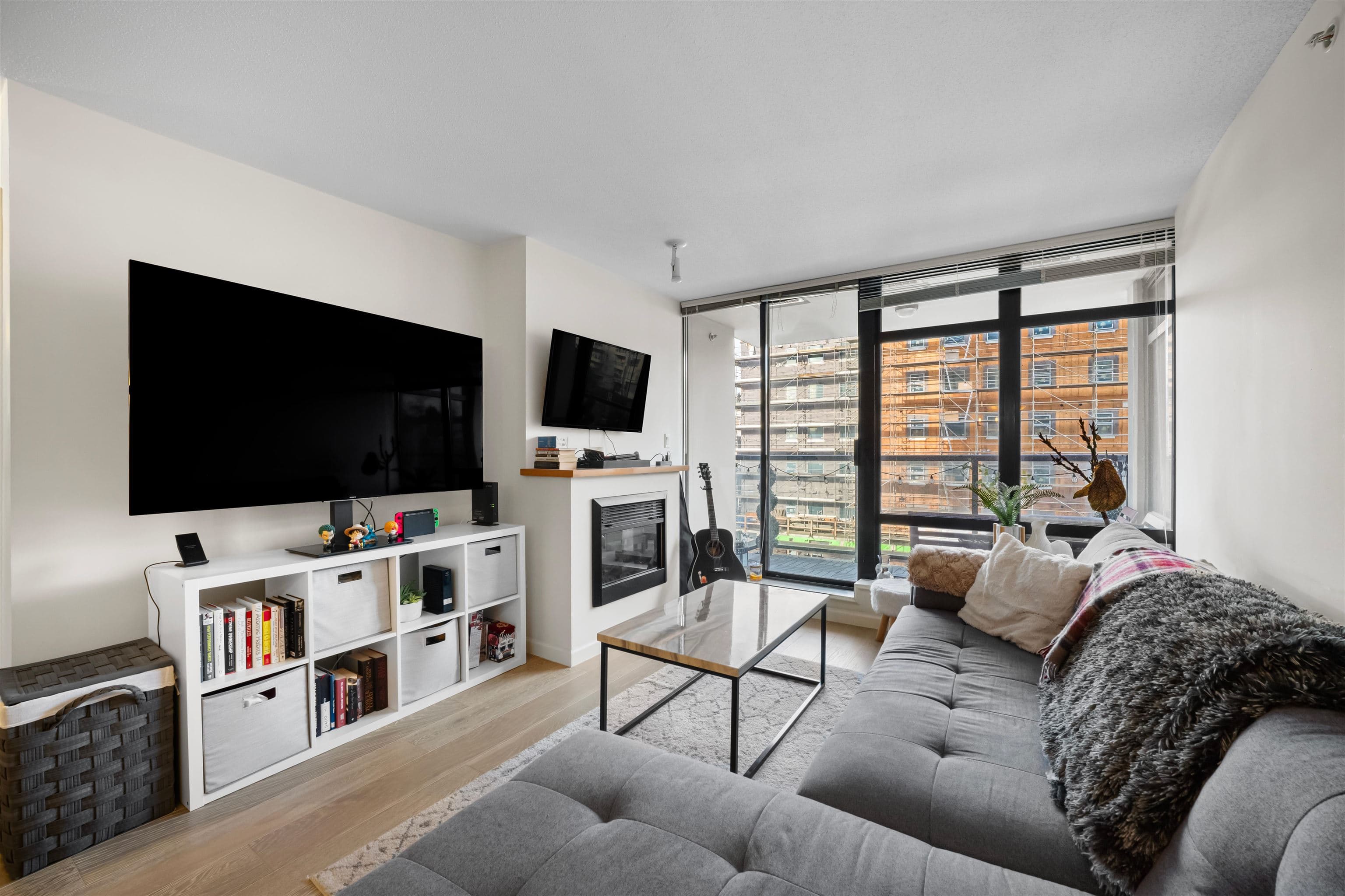 608 - 610 Victoria Street, New Westminster, V3M 0A5 — photo 1