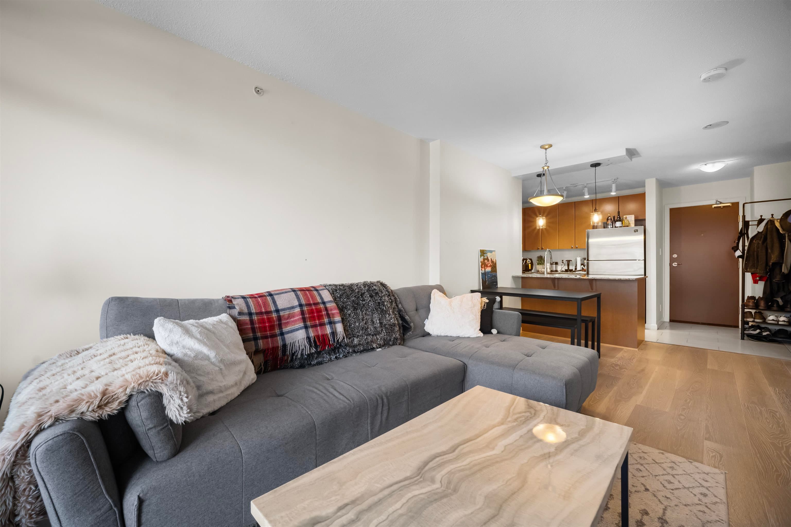 608 - 610 Victoria Street, New Westminster, V3M 0A5 — photo 5