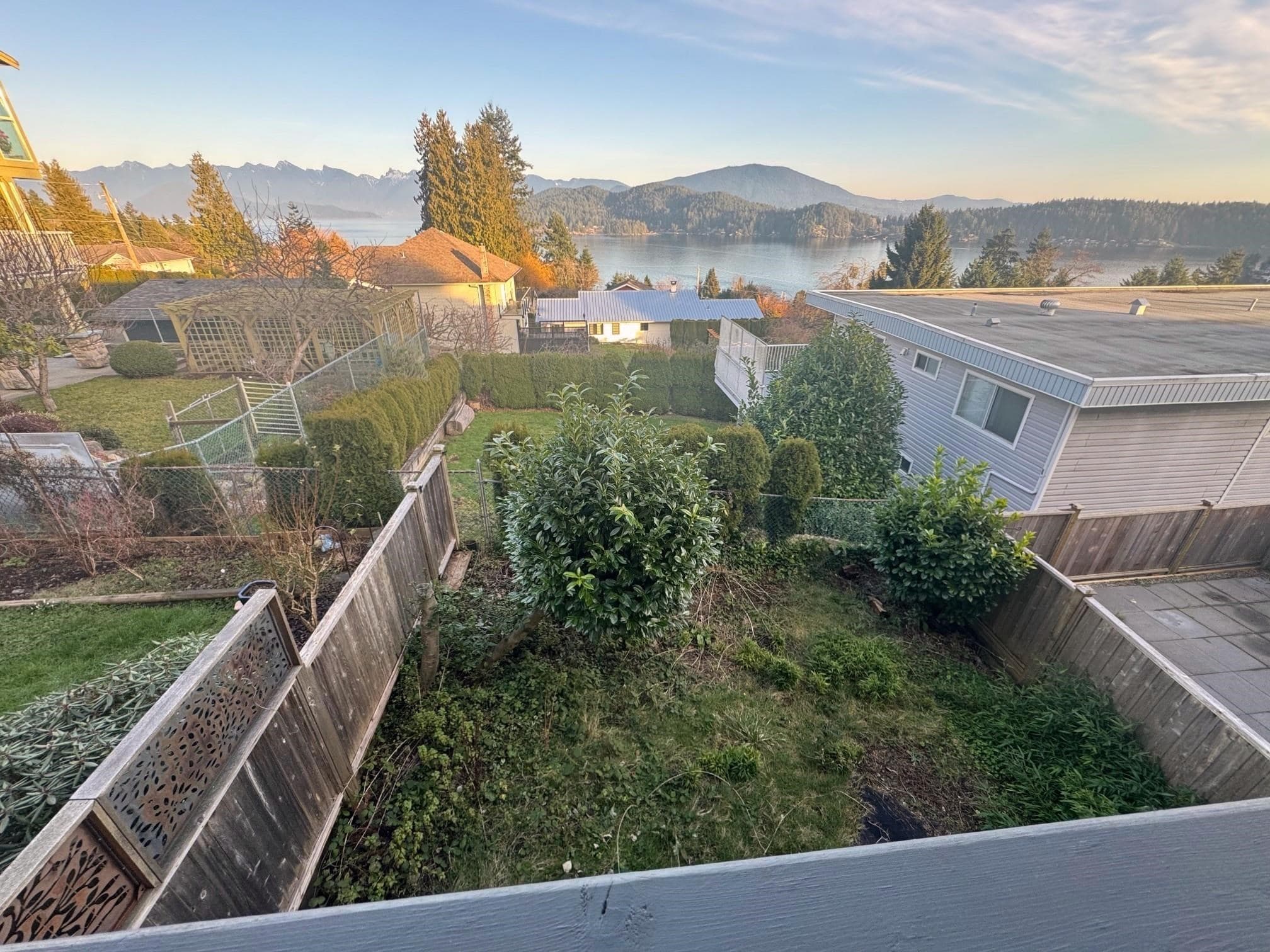 8 - 694 School Road, Gibsons, V0N 1V9 — photo 3