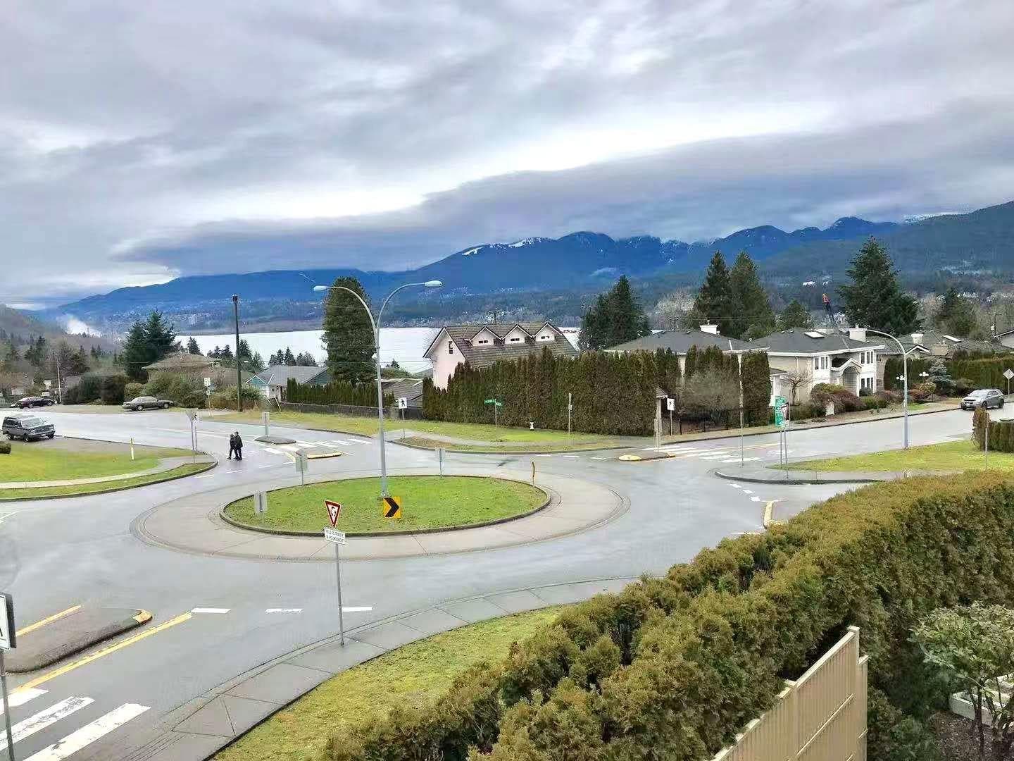 7204 Ridge Drive, Burnaby, V5B 1B5 — photo 2