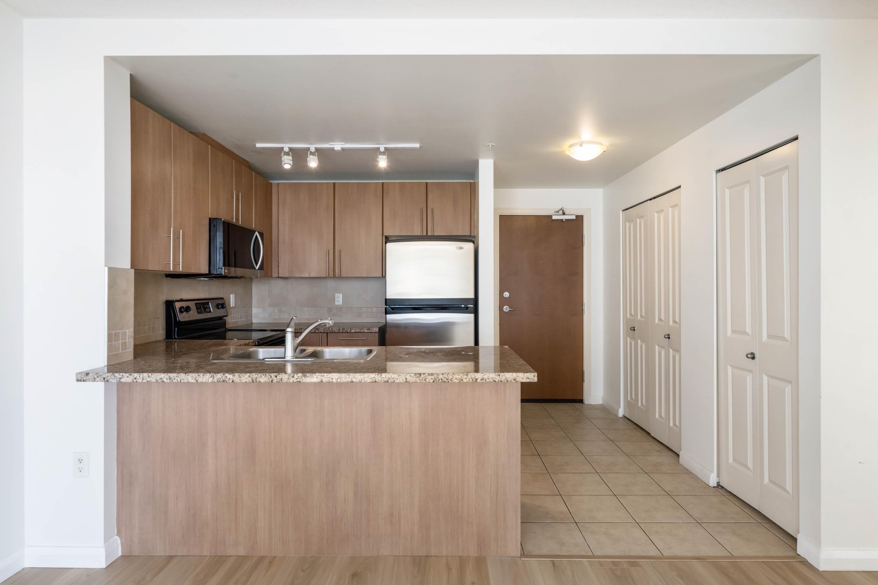 1110 - 898 Carnarvon Street, New Westminster, V3M 0C3 — photo 2