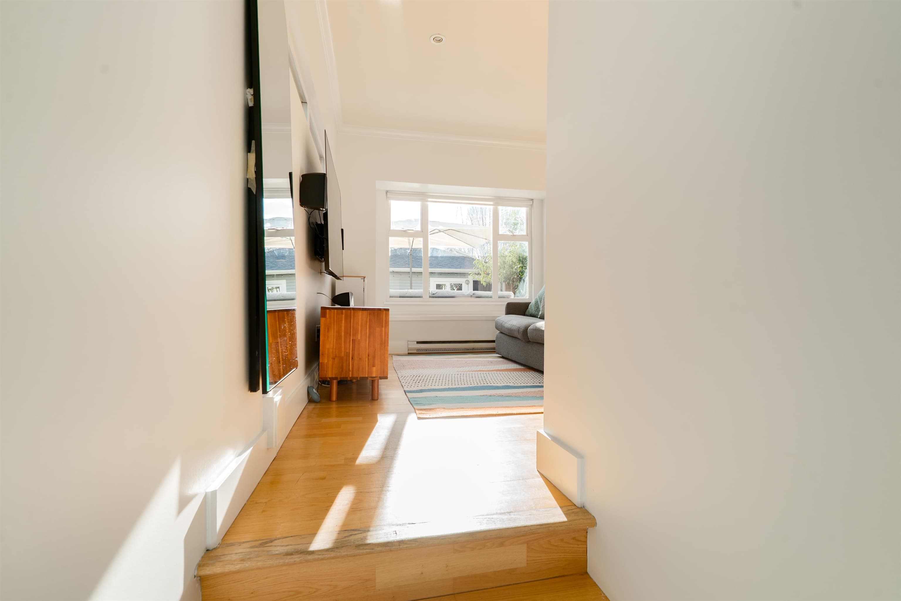 888 Union Street, Vancouver, V6A 2C4 — photo 4