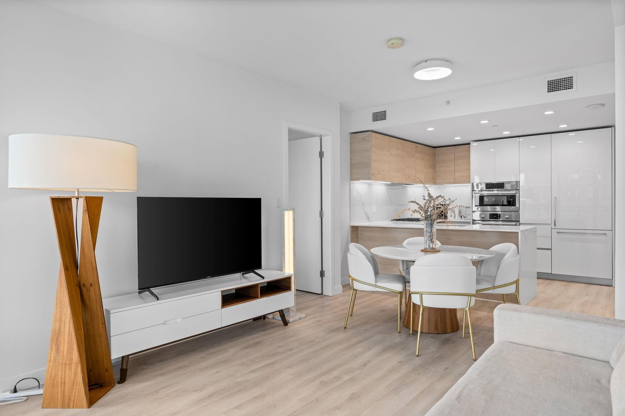 3405 - 2085 Skyline Court, Burnaby, V5C 0M6 — photo 2
