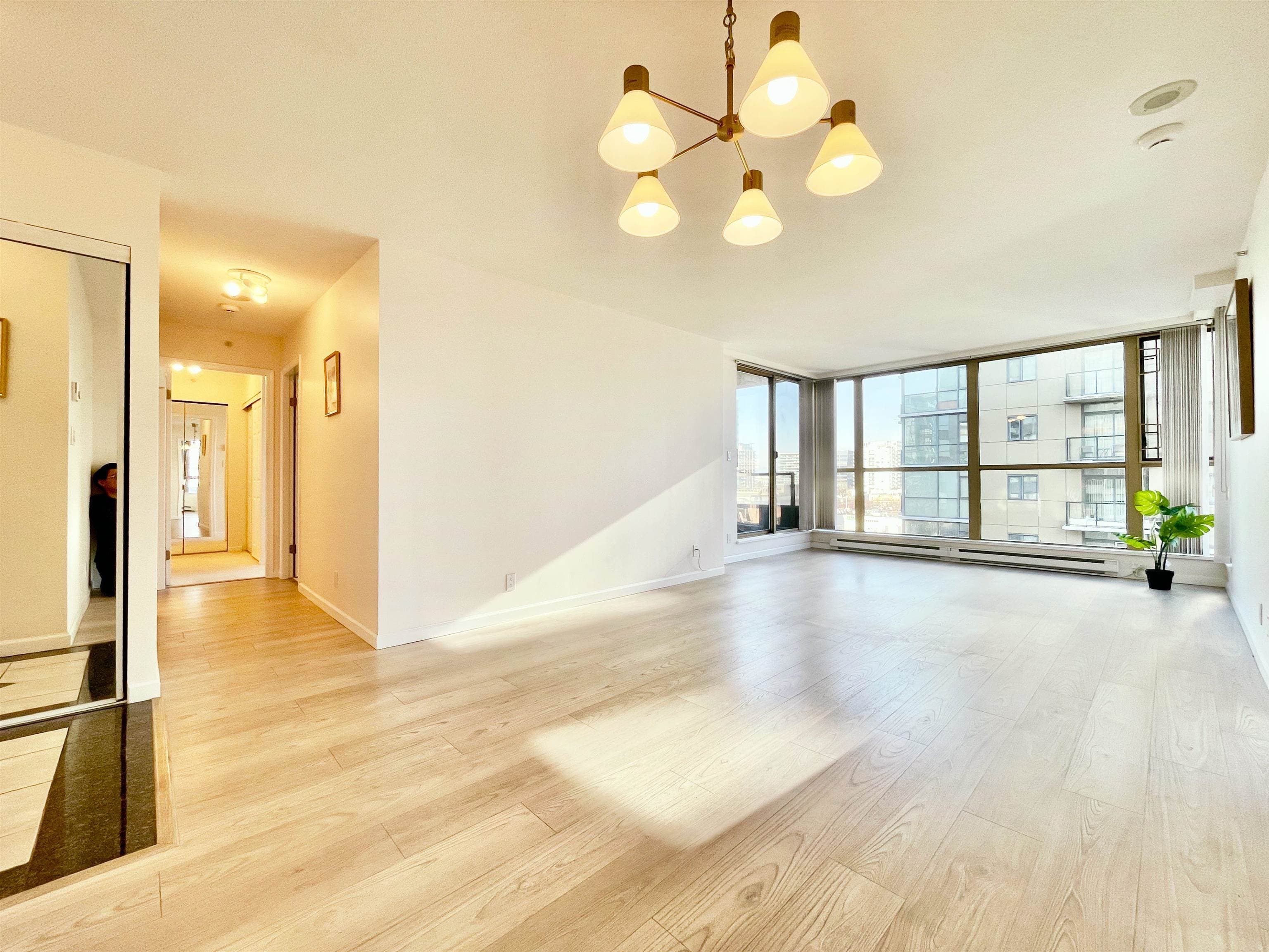 702 - 6191 Buswell Street, Richmond, V6Y 4C4 — photo 5
