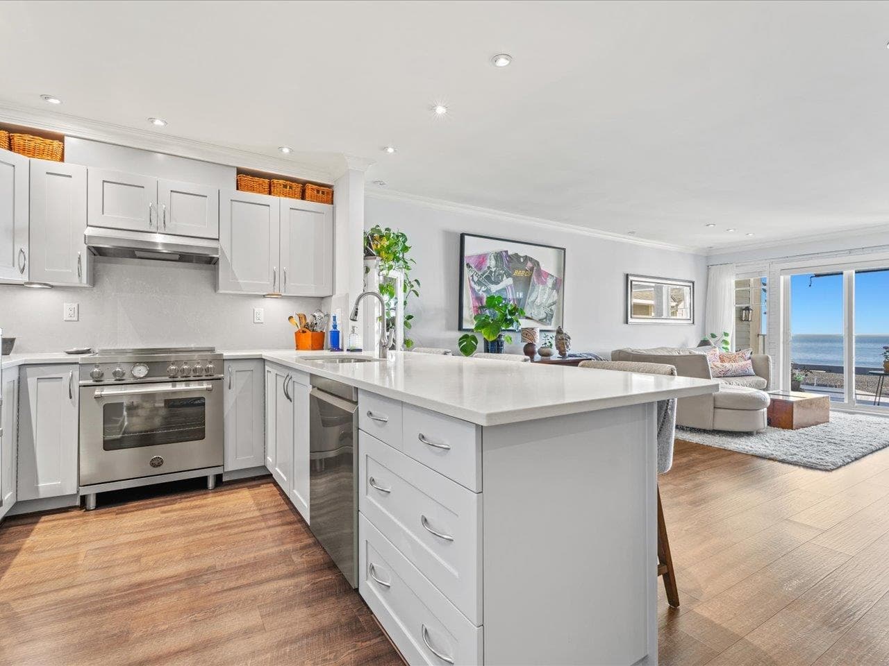 406 - 15621 Marine Drive, White Rock, V4B 1E1 — photo 5