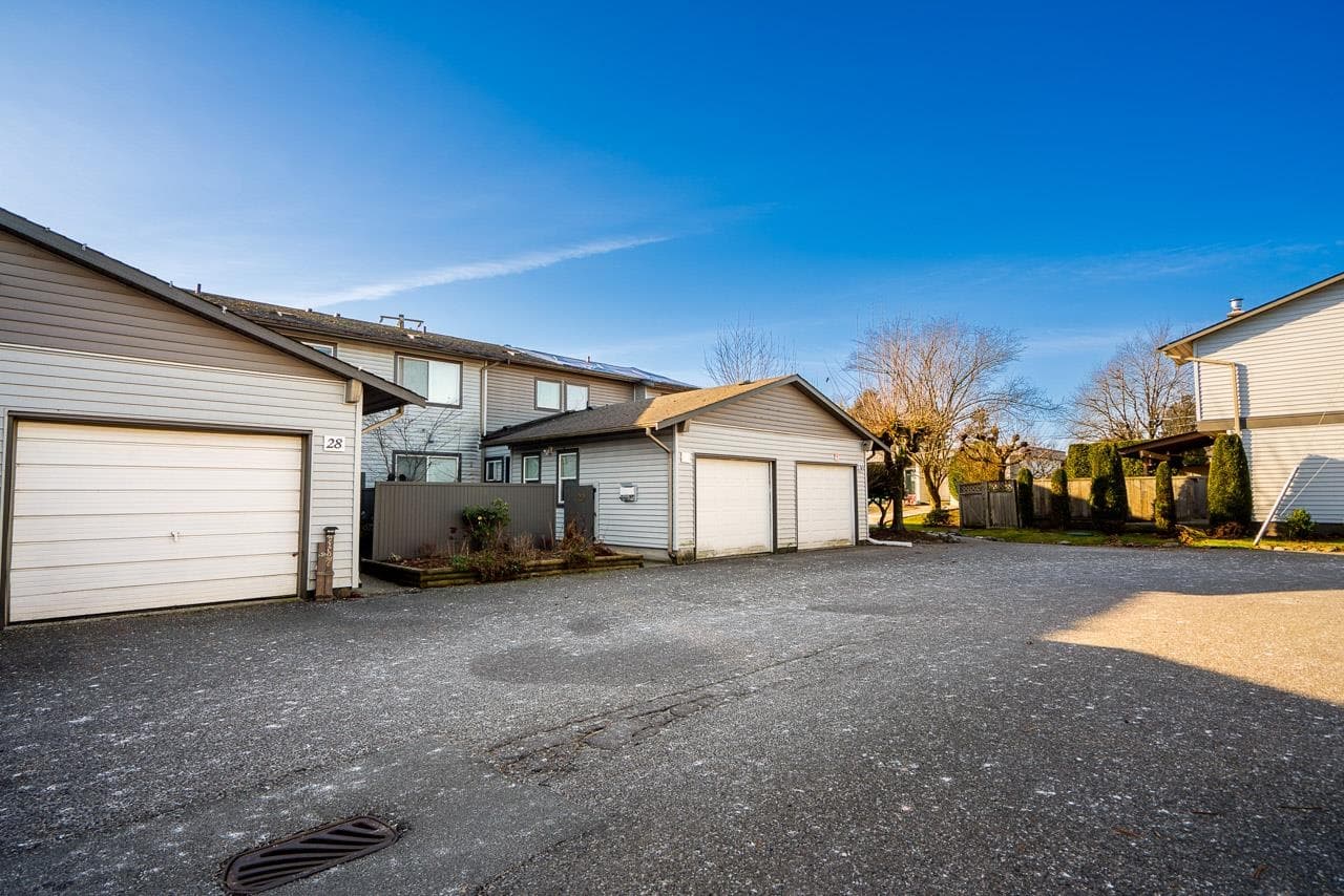 28 - 46689 First Avenue, Chilliwack, V2P 1X5 — photo 4
