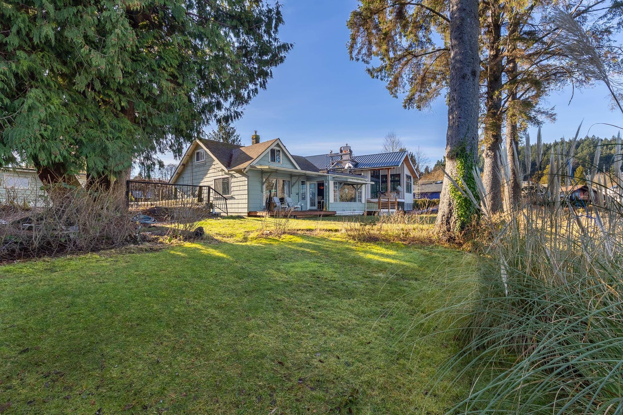 636 Bay Road, Gibsons, V0N 1V8 — photo 2