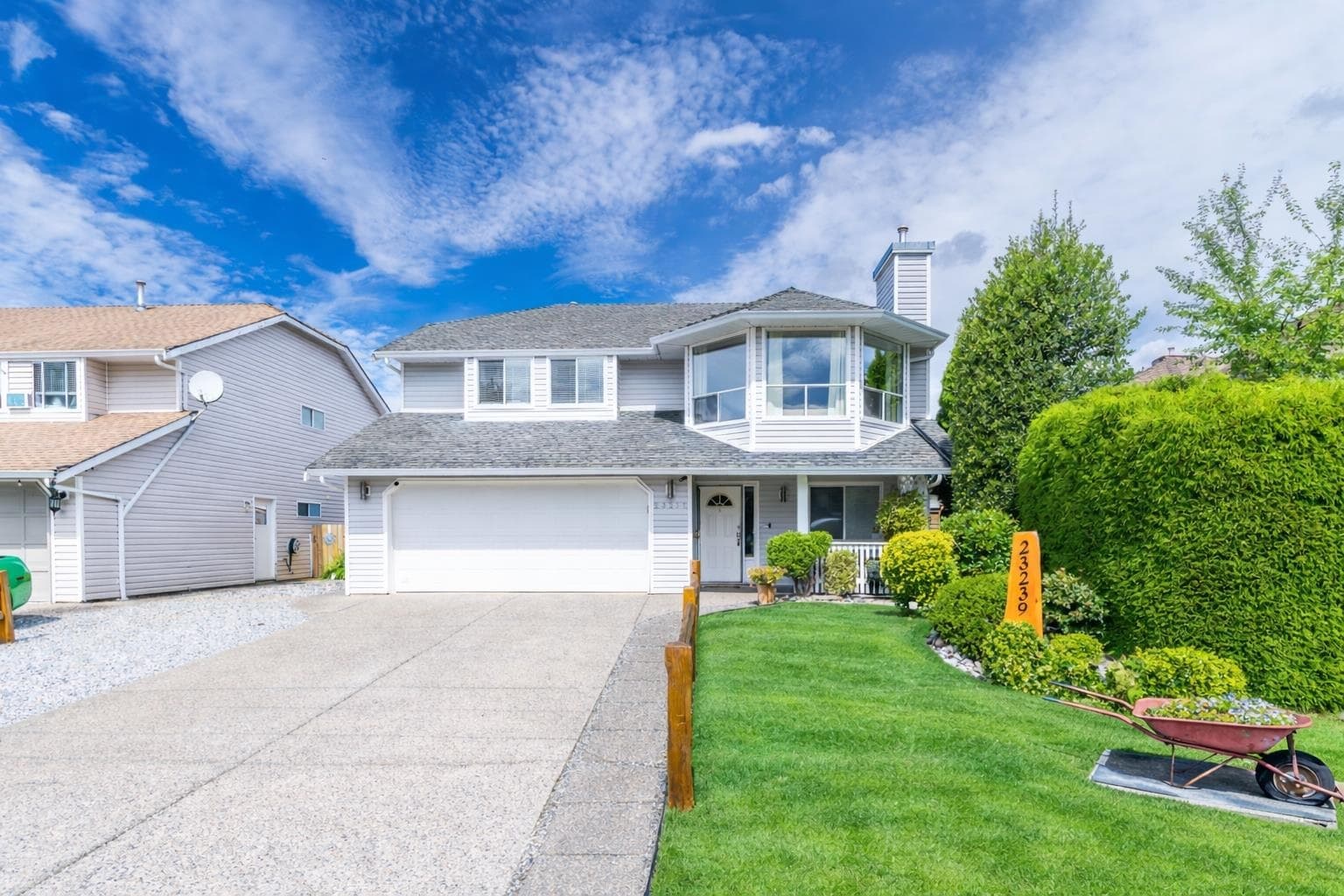 23239 116a Avenue, Maple Ridge, V2X 2K5 — photo 1