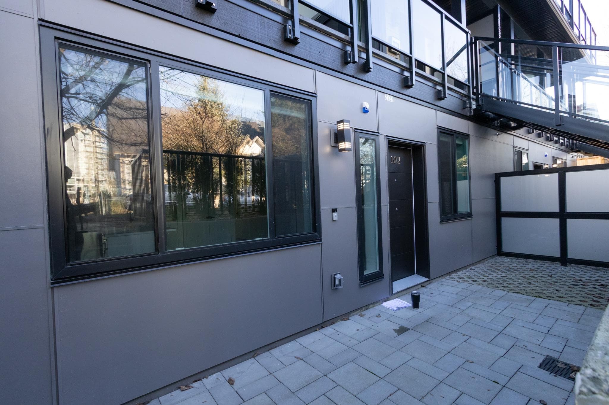102 - 2122 E 32 Avenue, Vancouver