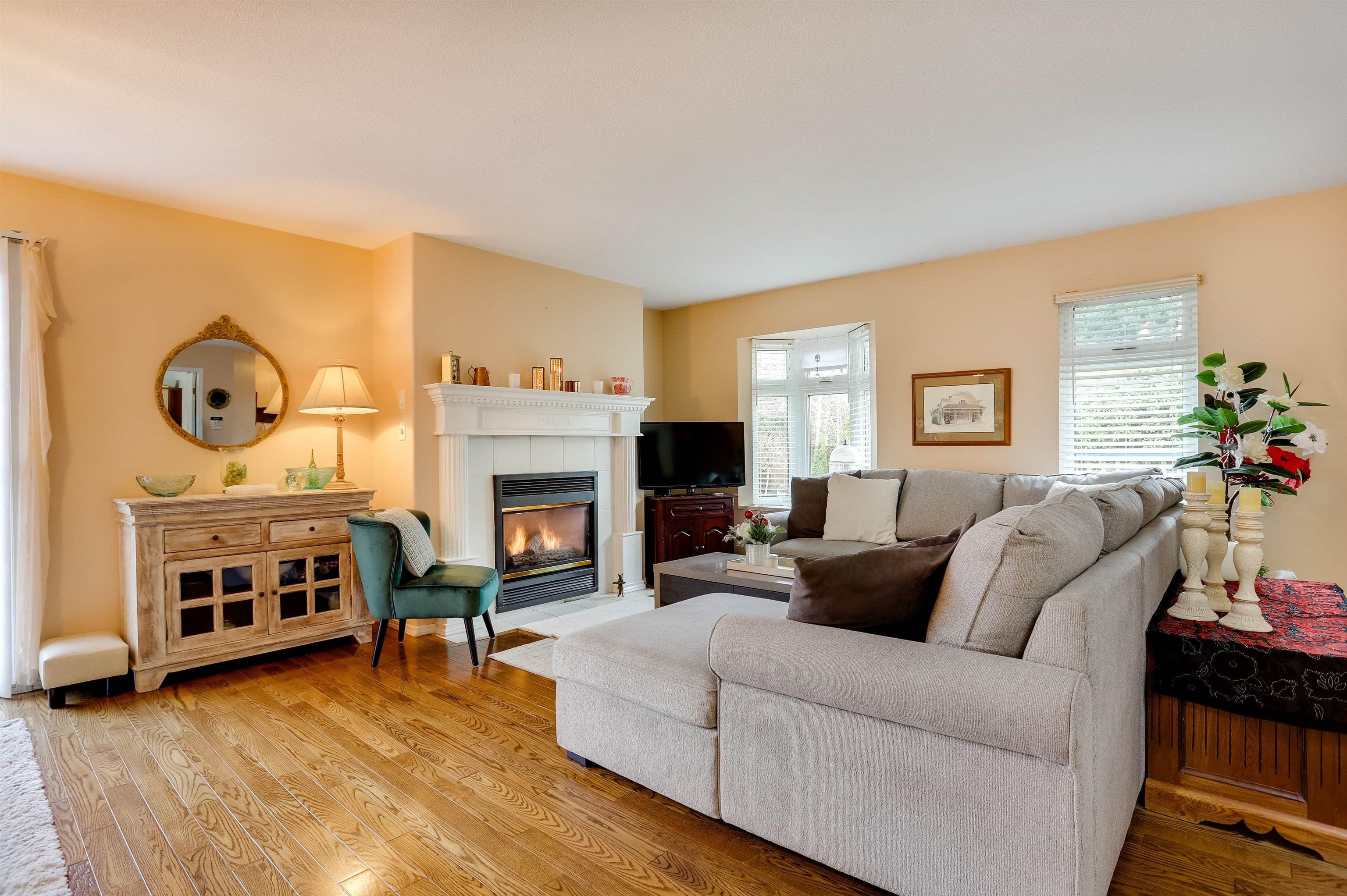 1881 160 Street, Surrey, V4A 4X5 — photo 4