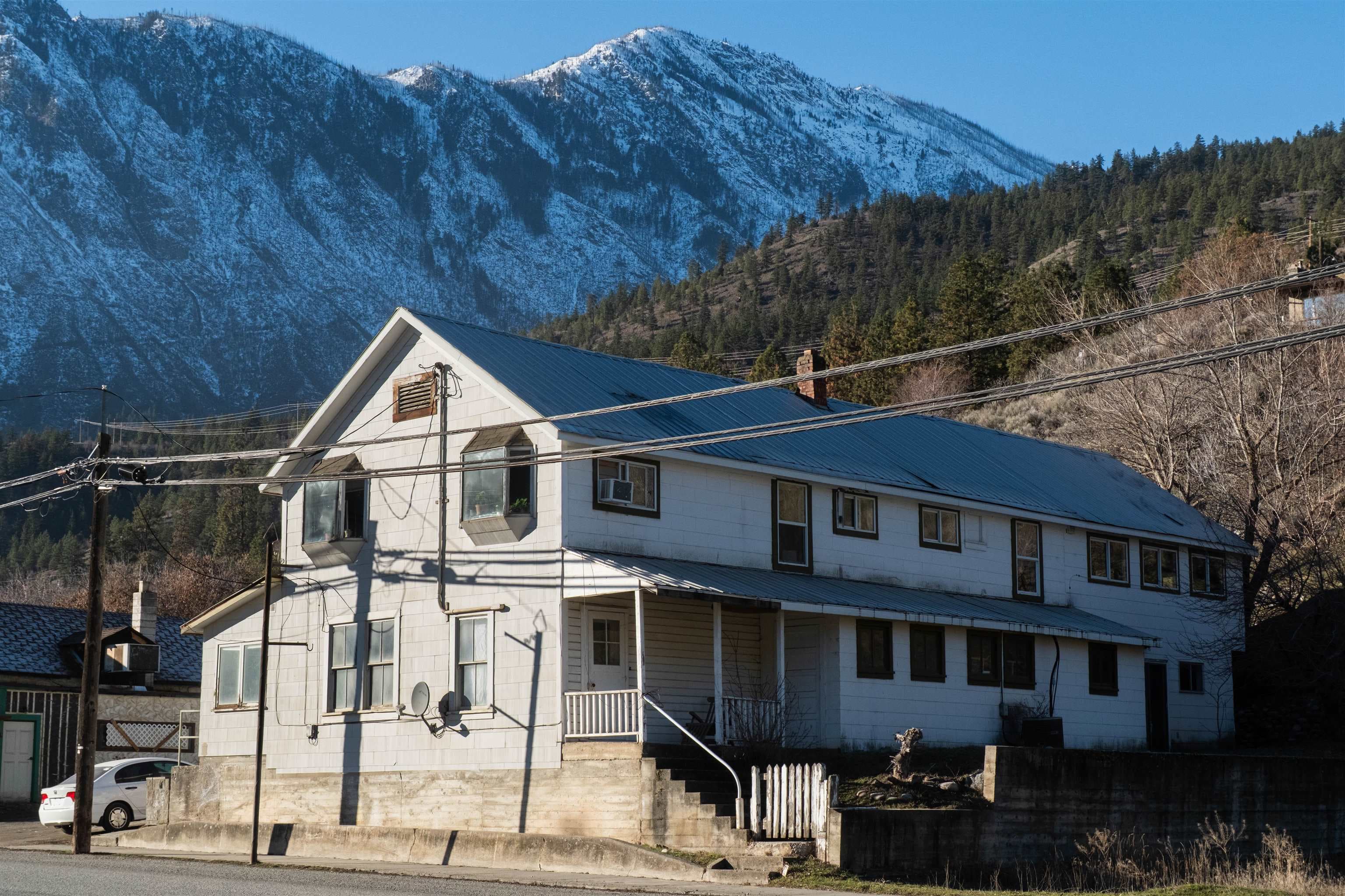 545 Main Street, Pemberton, V0K 1V0 — photo 1