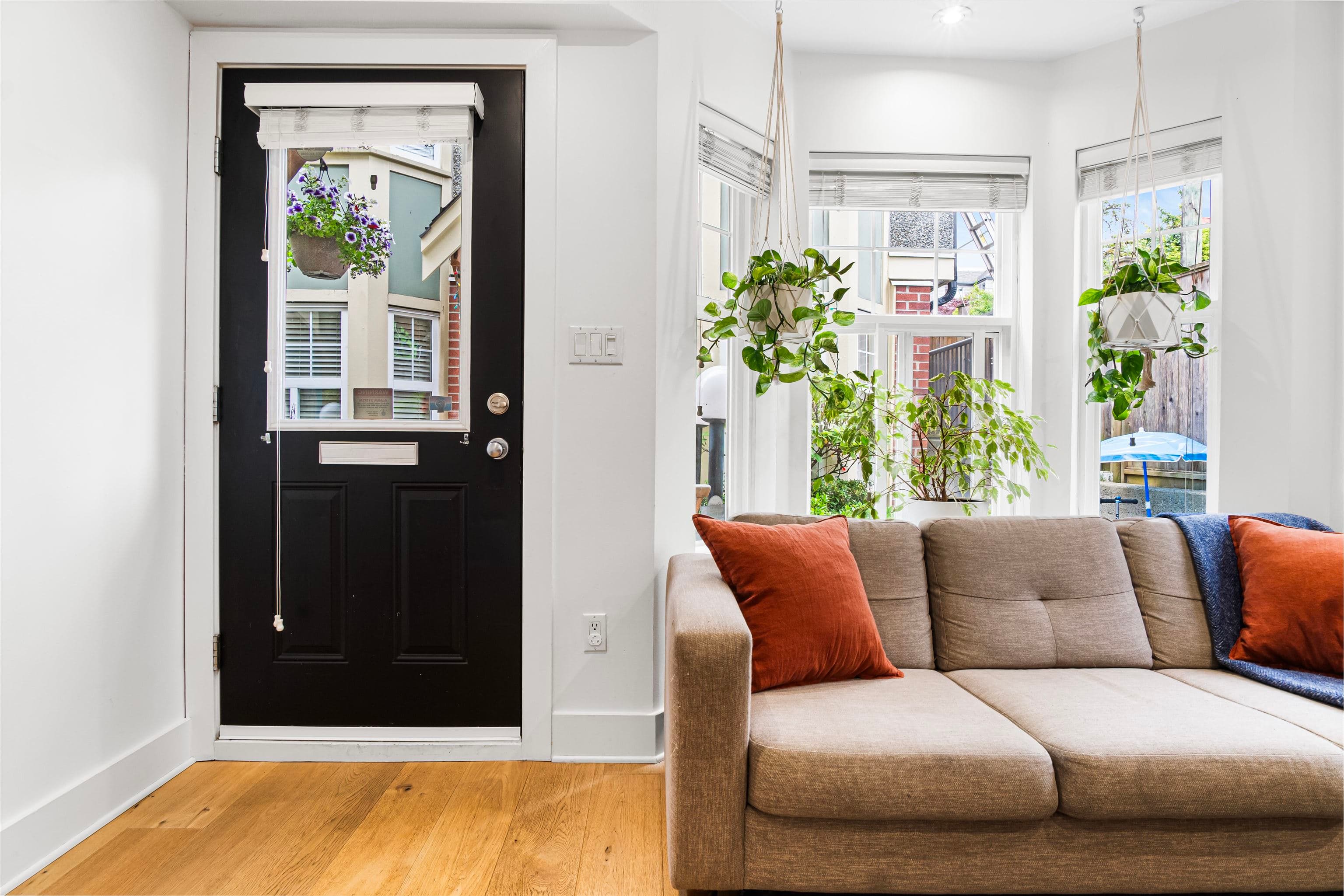 5 - 1638 E Georgia Street, Vancouver, V5L 2B2 — photo 5