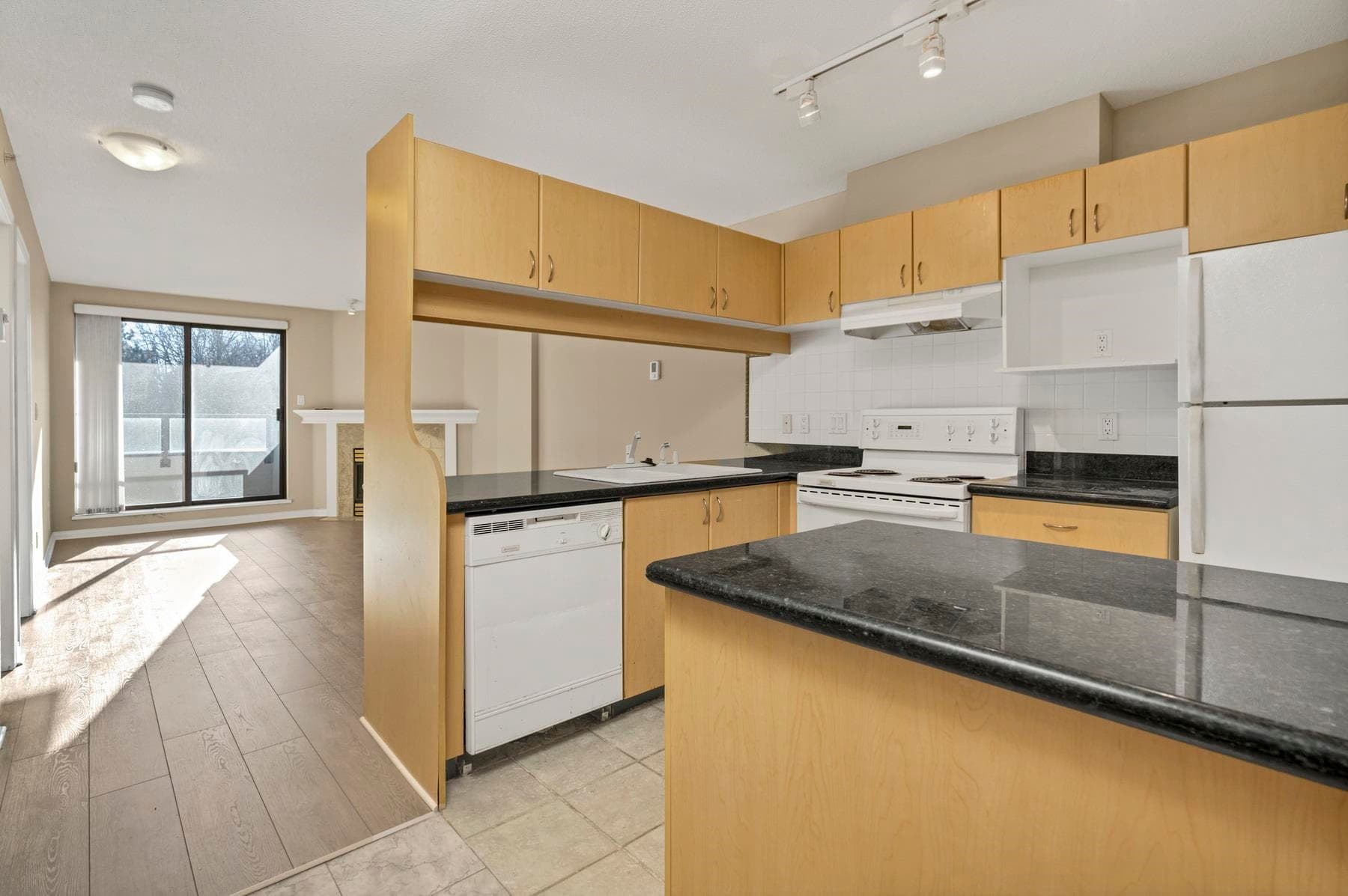 509 - 6611 Cooney Road, Richmond, V6Y 4C5 — photo 1