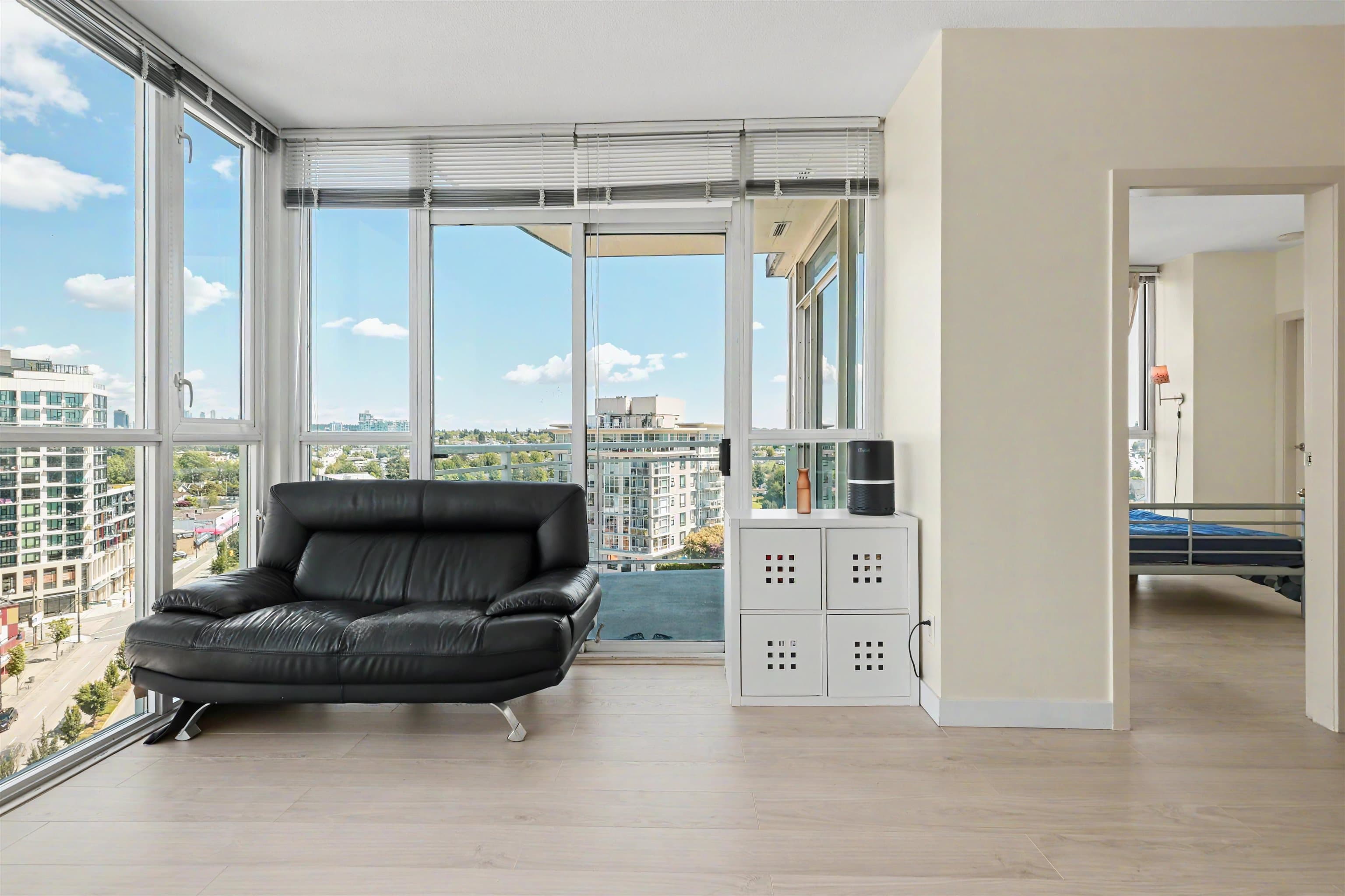 1307 - 4028 Knight Street, Vancouver, V5N 5Y8 — photo 3