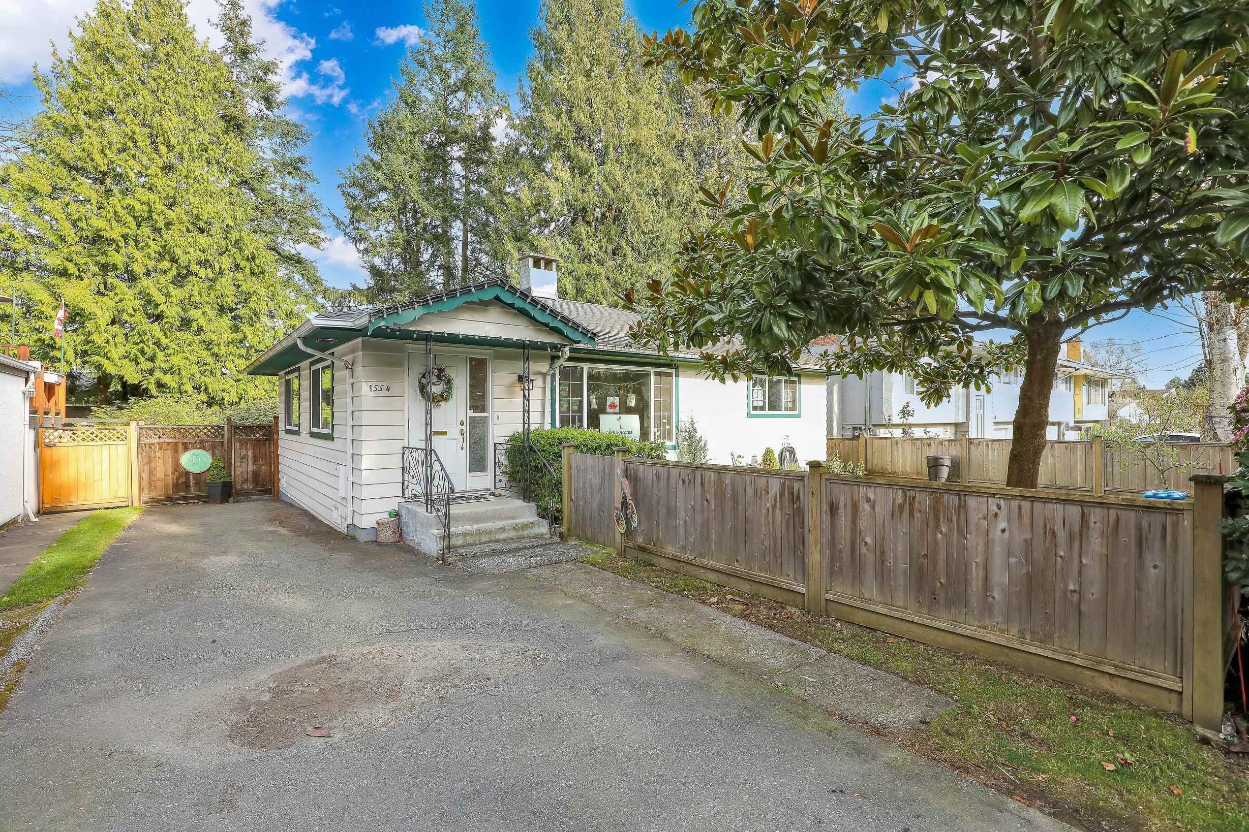 1554 Stevens Street, White Rock, V4B 4Y5 — photo 2