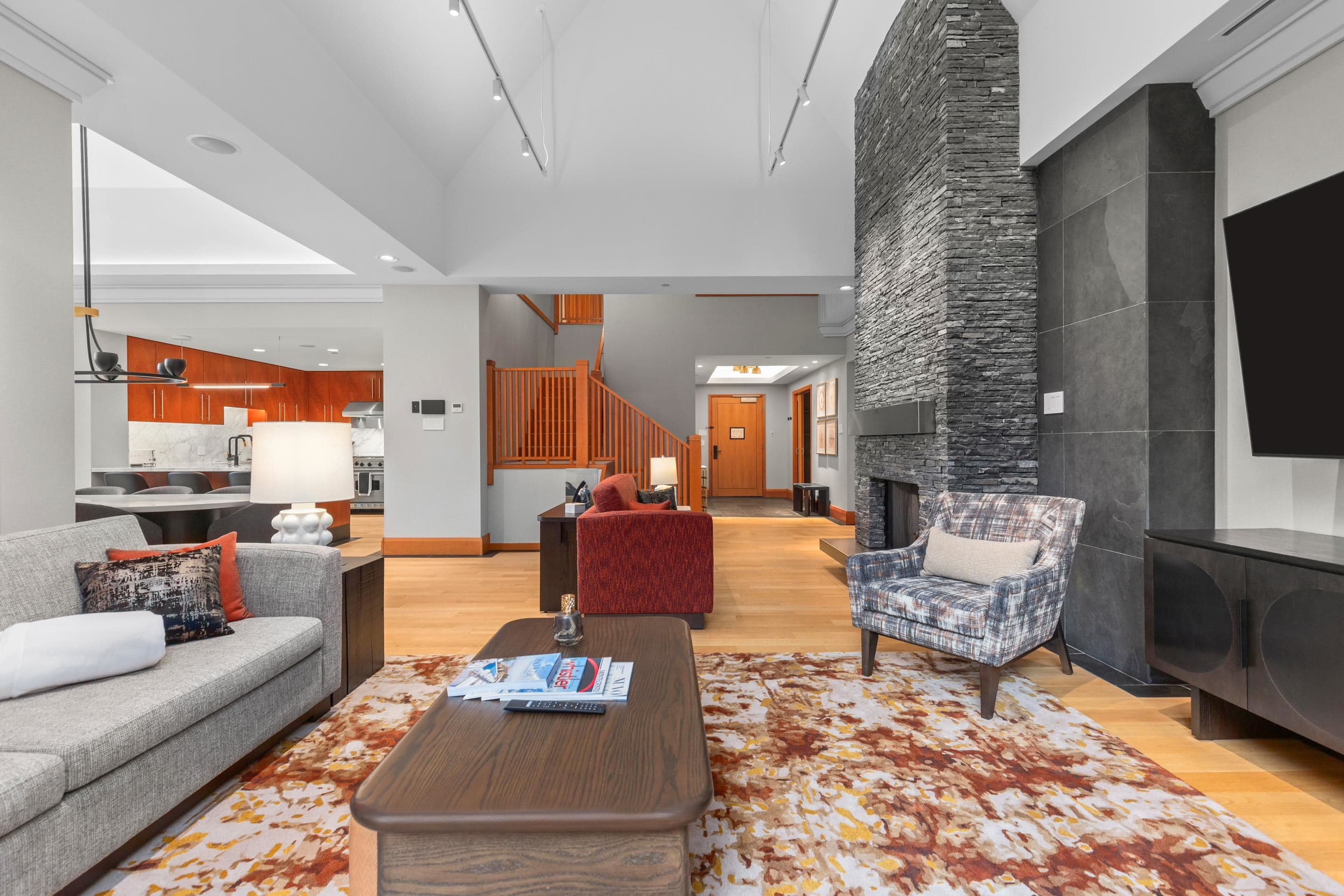 52 - 4617 Blackcomb Way, Whistler, V8E 0Y4 — photo 5