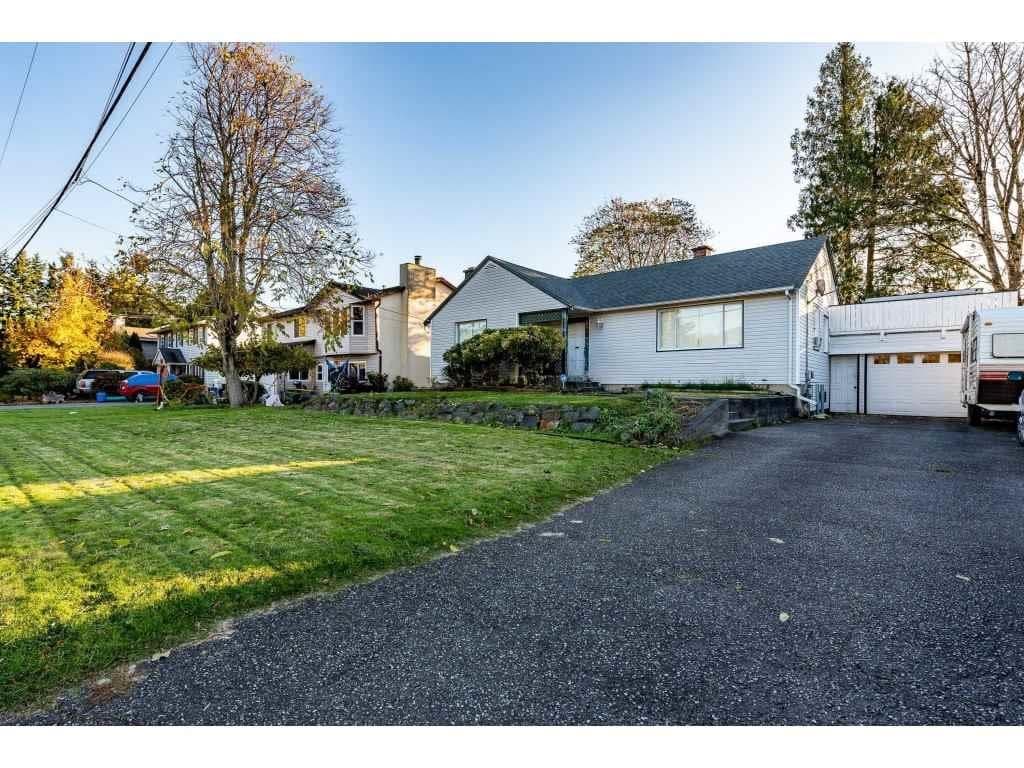 8772 Bellevue Drive, Chilliwack, V2P 3W7 — photo 1